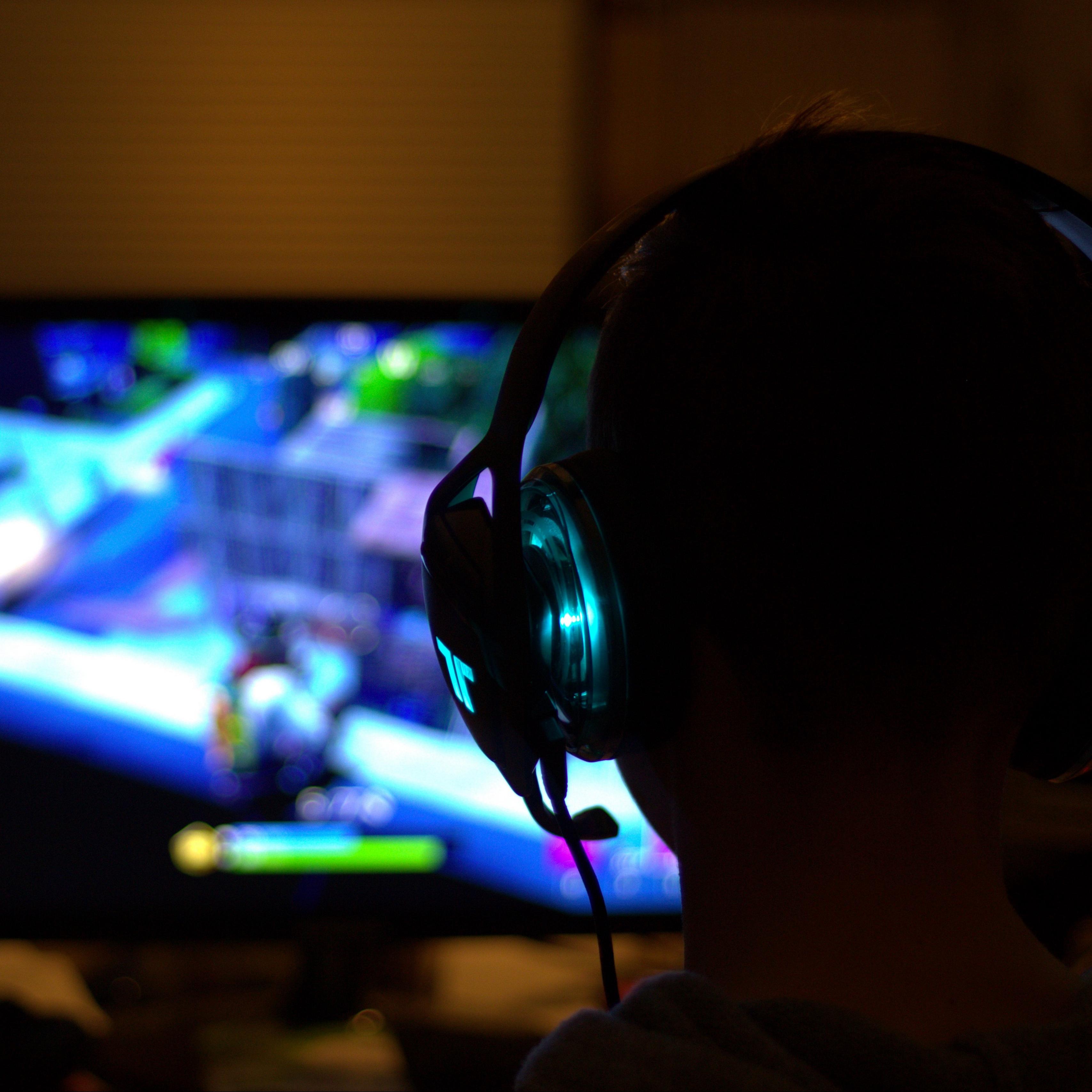 3415x3415 Wallpaper Headphones, Headset, Gaming, Glowing, Dark