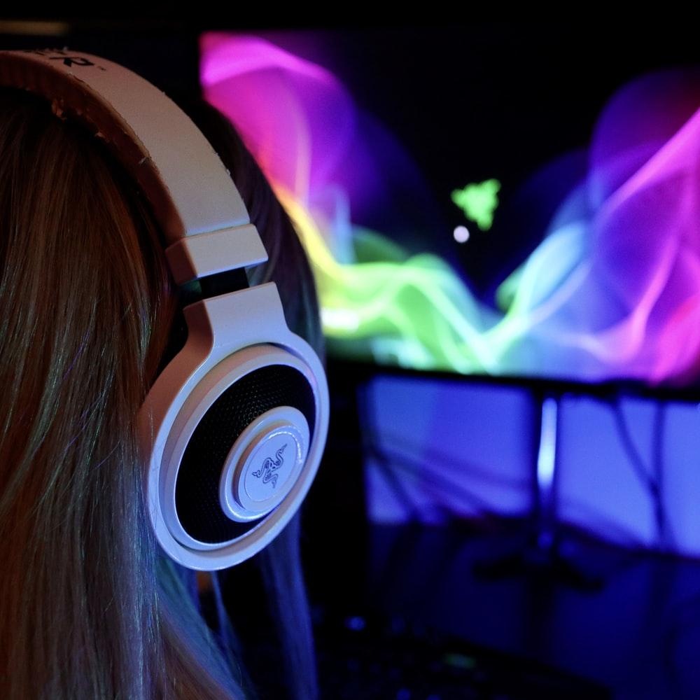 1000x1000 Gaming Headset Picture. Download Free Image