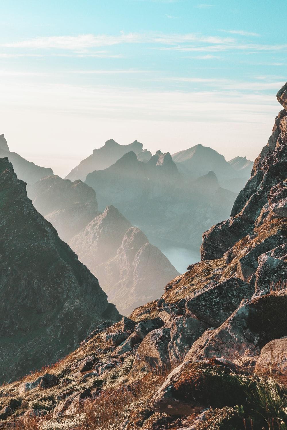 1000x1500 Mountain Wallpaper: Free HD Download [HQ]