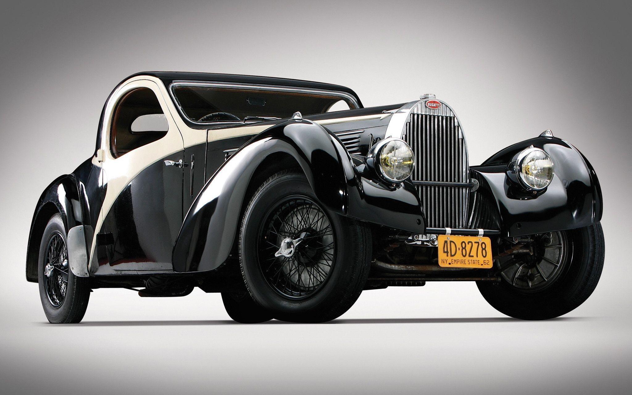 2048x1280 Classic Cars Wallpaper