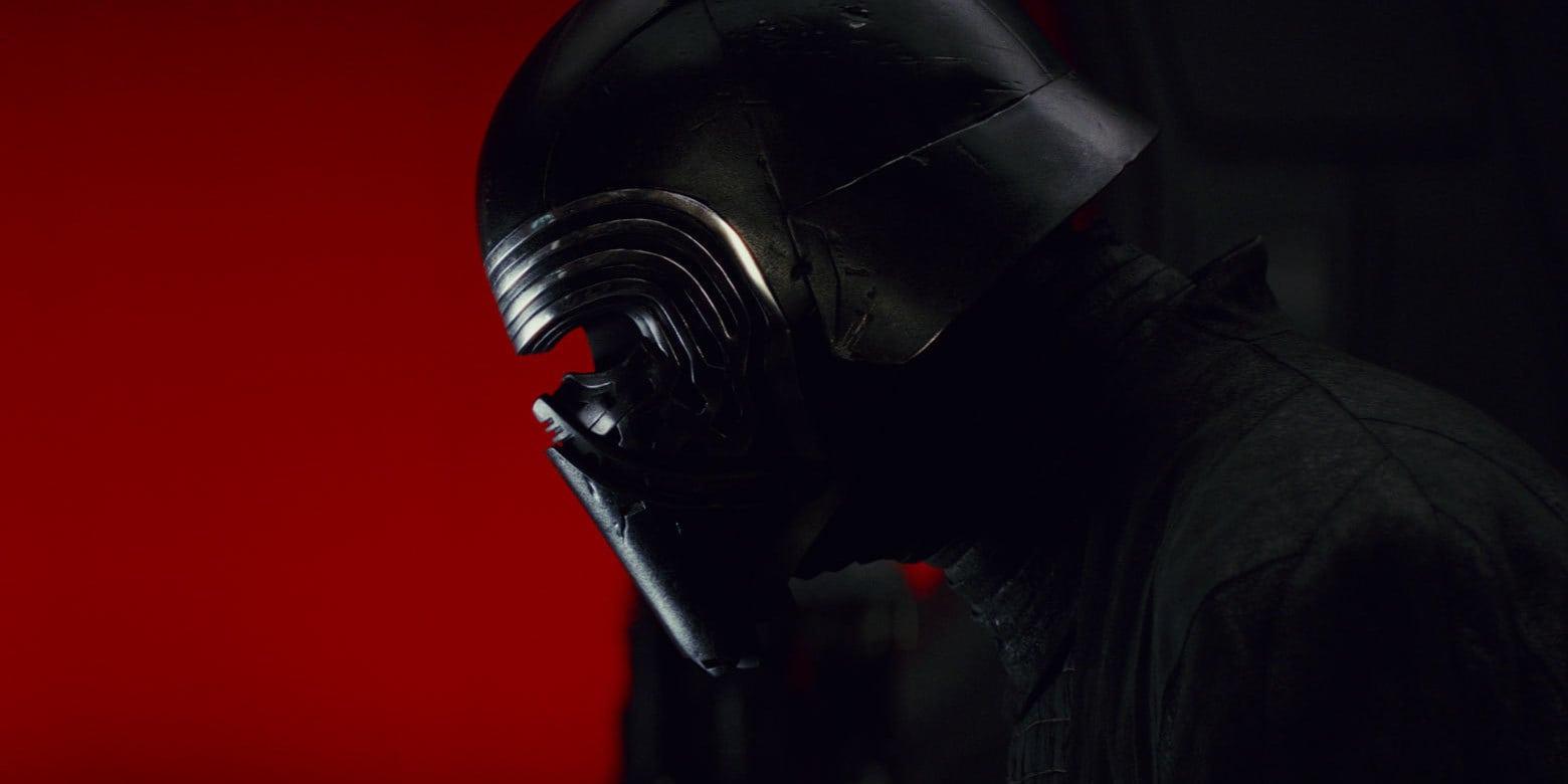 1560x780 Kylo Ren Helmet Wallpaper