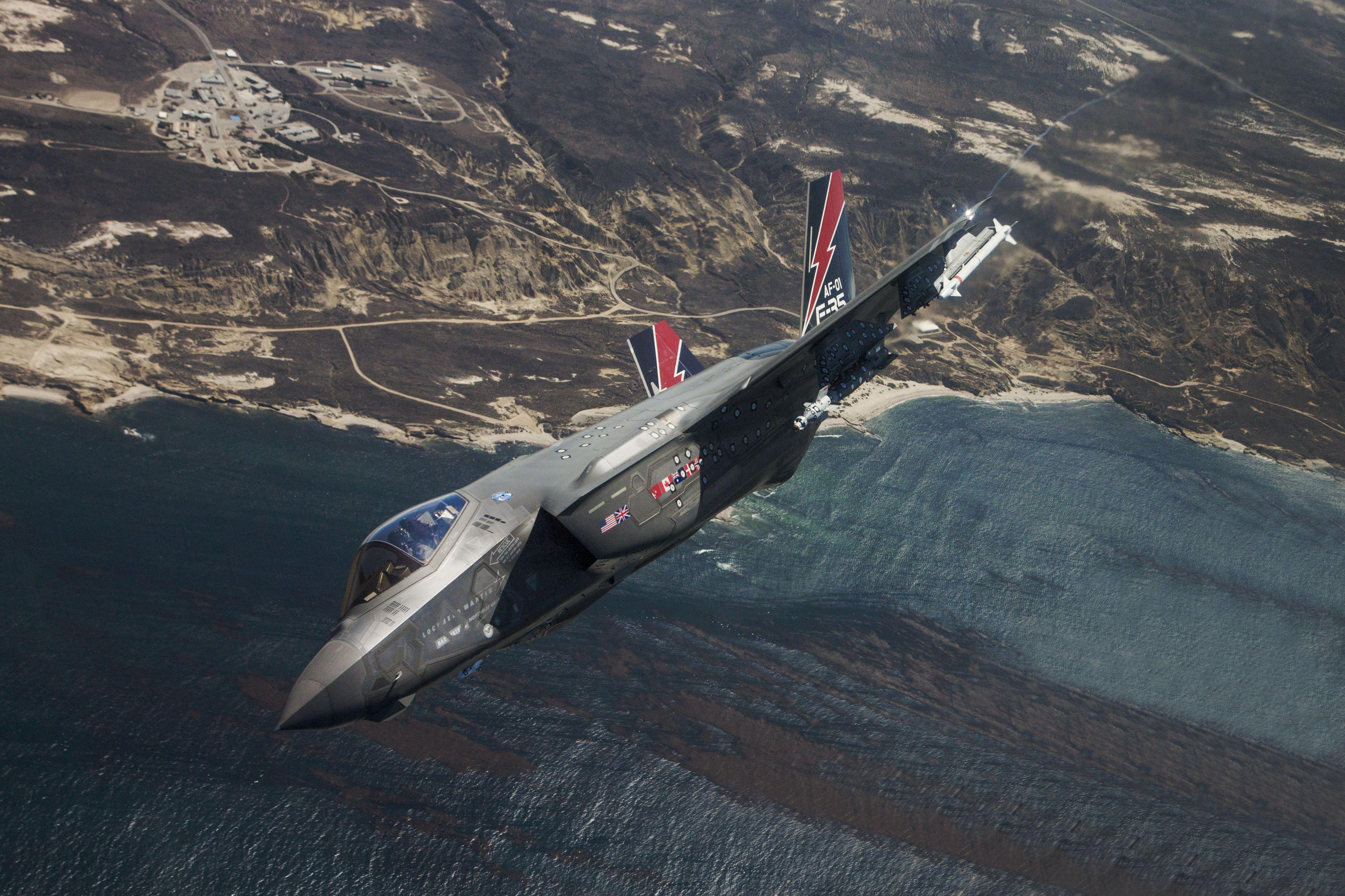 4422x2948 Warplane Aircraft Lockheed Martin F 35 Lightning II Jet Fighter