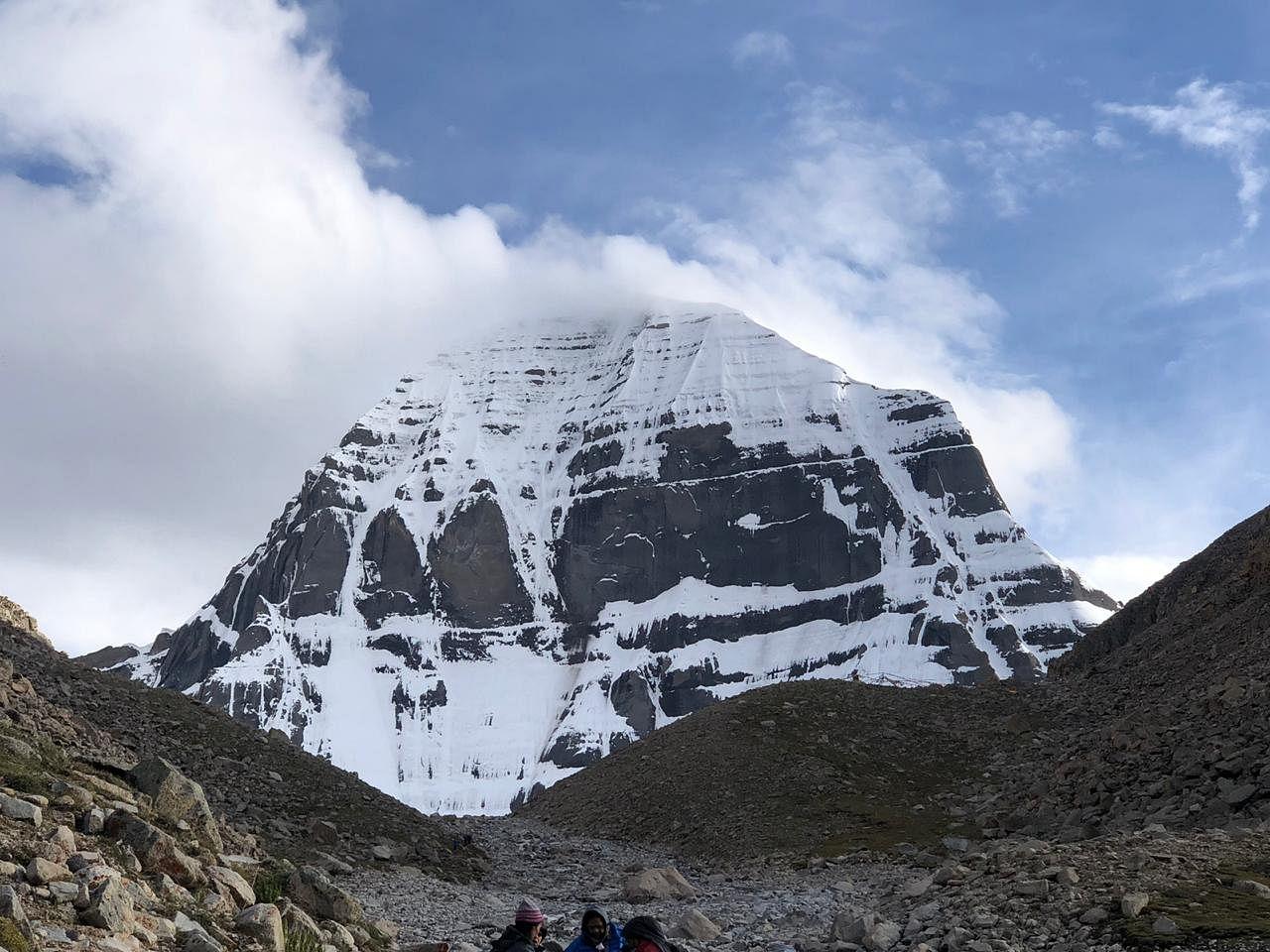 1280x960 Kailash Mansarovar Yatra: How I Cheated Death, Gave Oxygen to a Fellow Pilgrim And Survived the Brutal Cold