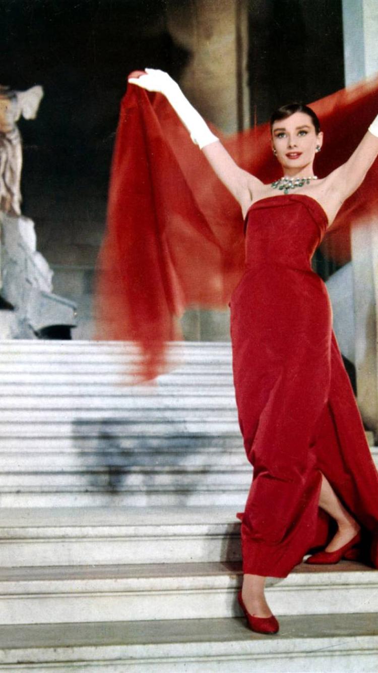 750x1334 Celebrity Audrey Hepburn