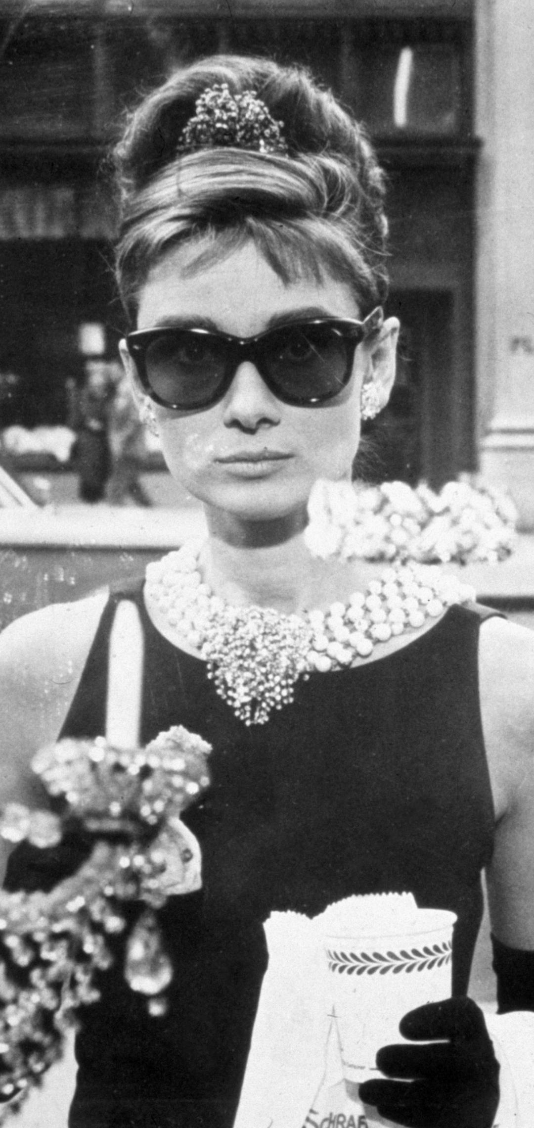 1080x2280 Celebrity Audrey Hepburn