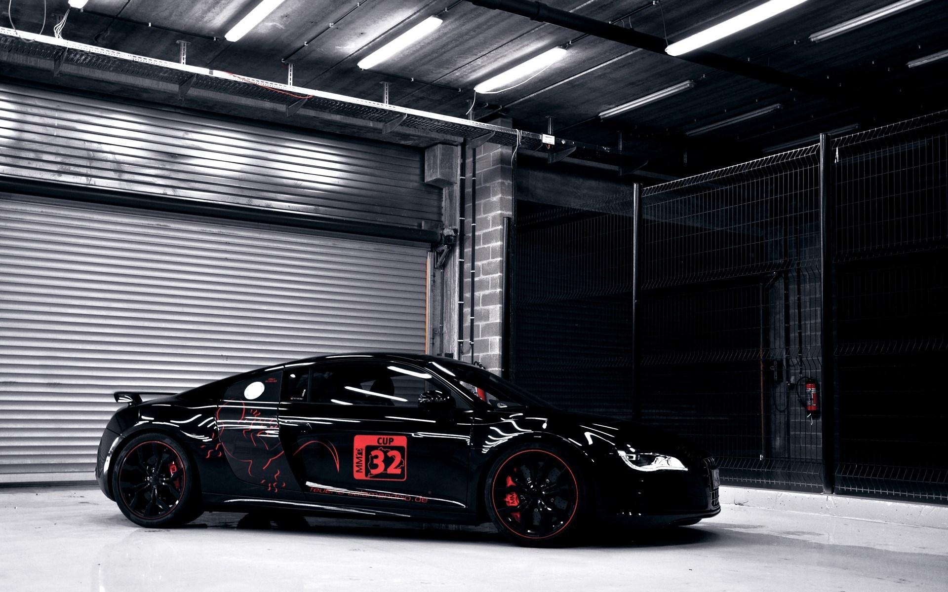 1920x1200 Garage Wallpaper
