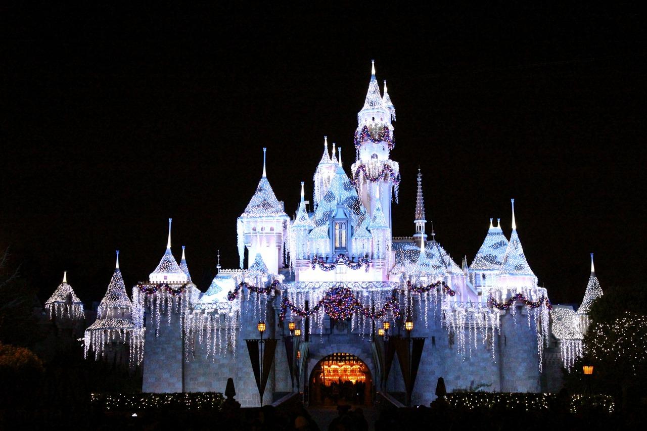 1280x853 Disney Castle Christmas Wallpaper