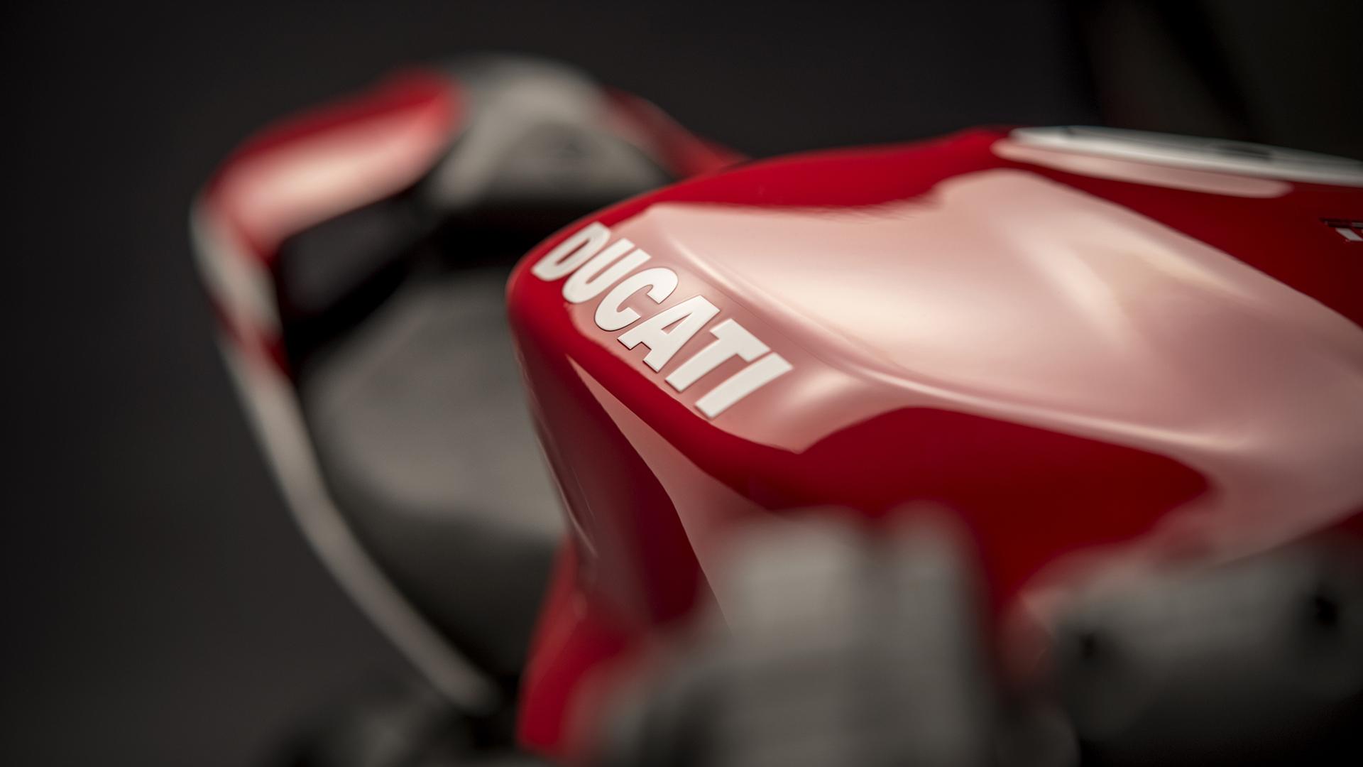 1920x1080 Panigale S Anniversario Multimedia