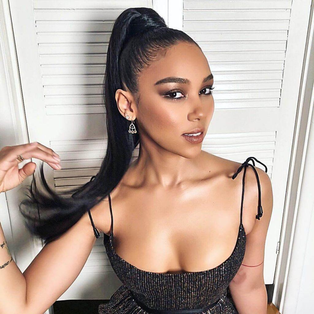 1024x1024 and Hot Alexandra Shipp Picture