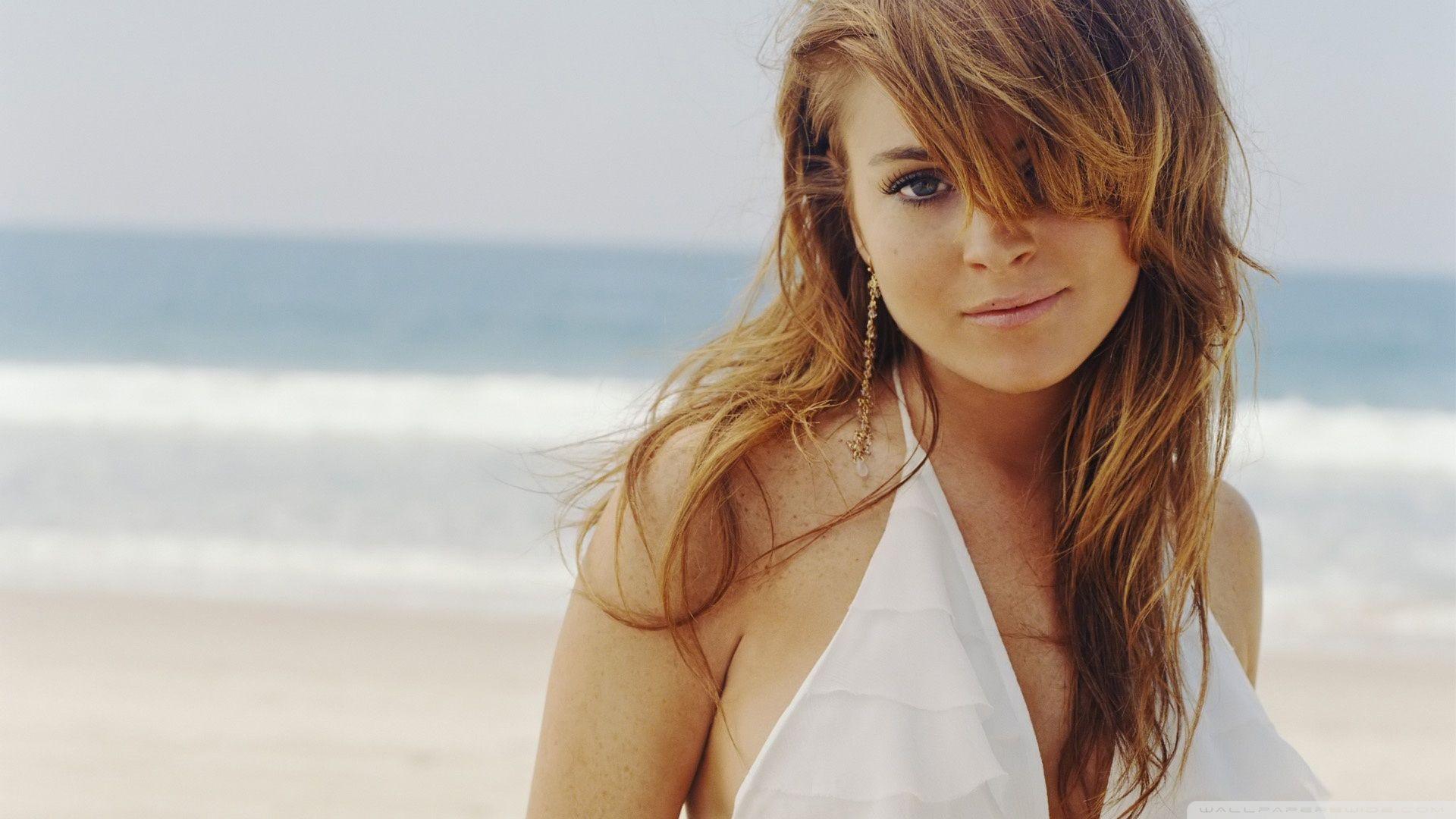 1920x1080 Lindsay Lohan Cute Wallpaper : HD Wallpaper. Lindsay lohan hair, Celebrity wallpaper, Lindsay lohan