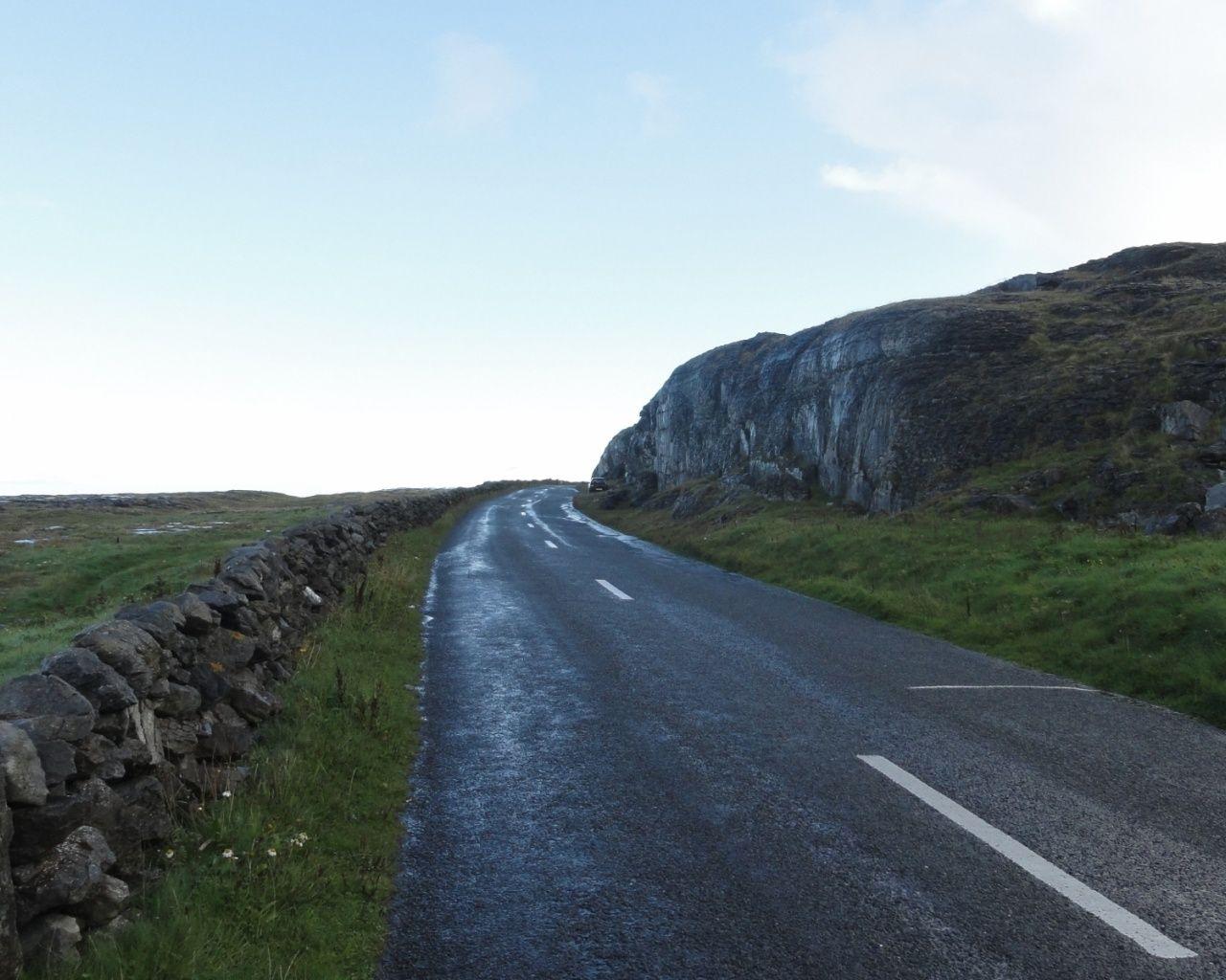 1280x1024 Ireland Scenery & Road desktop PC and Mac wallpaper
