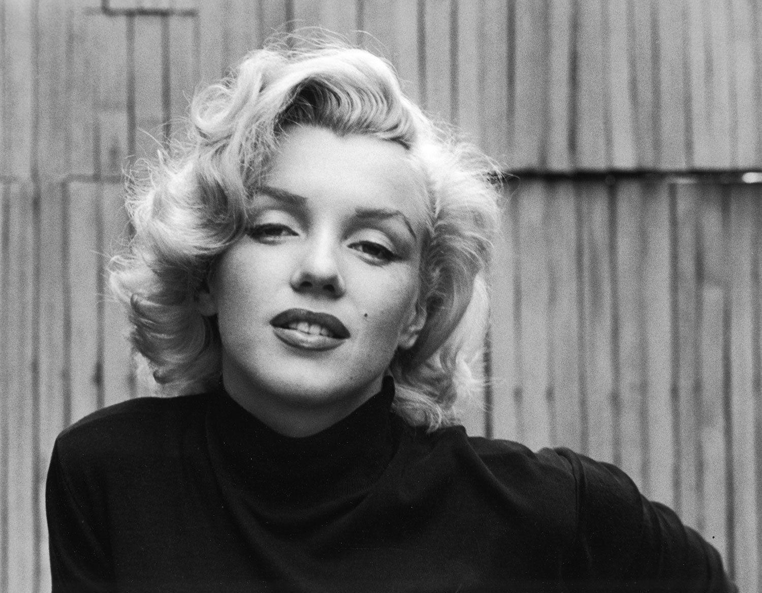 1500x1167 Marilyn Monroe: Portraits of a Legend by Alfred Eisenstaedt, 1953