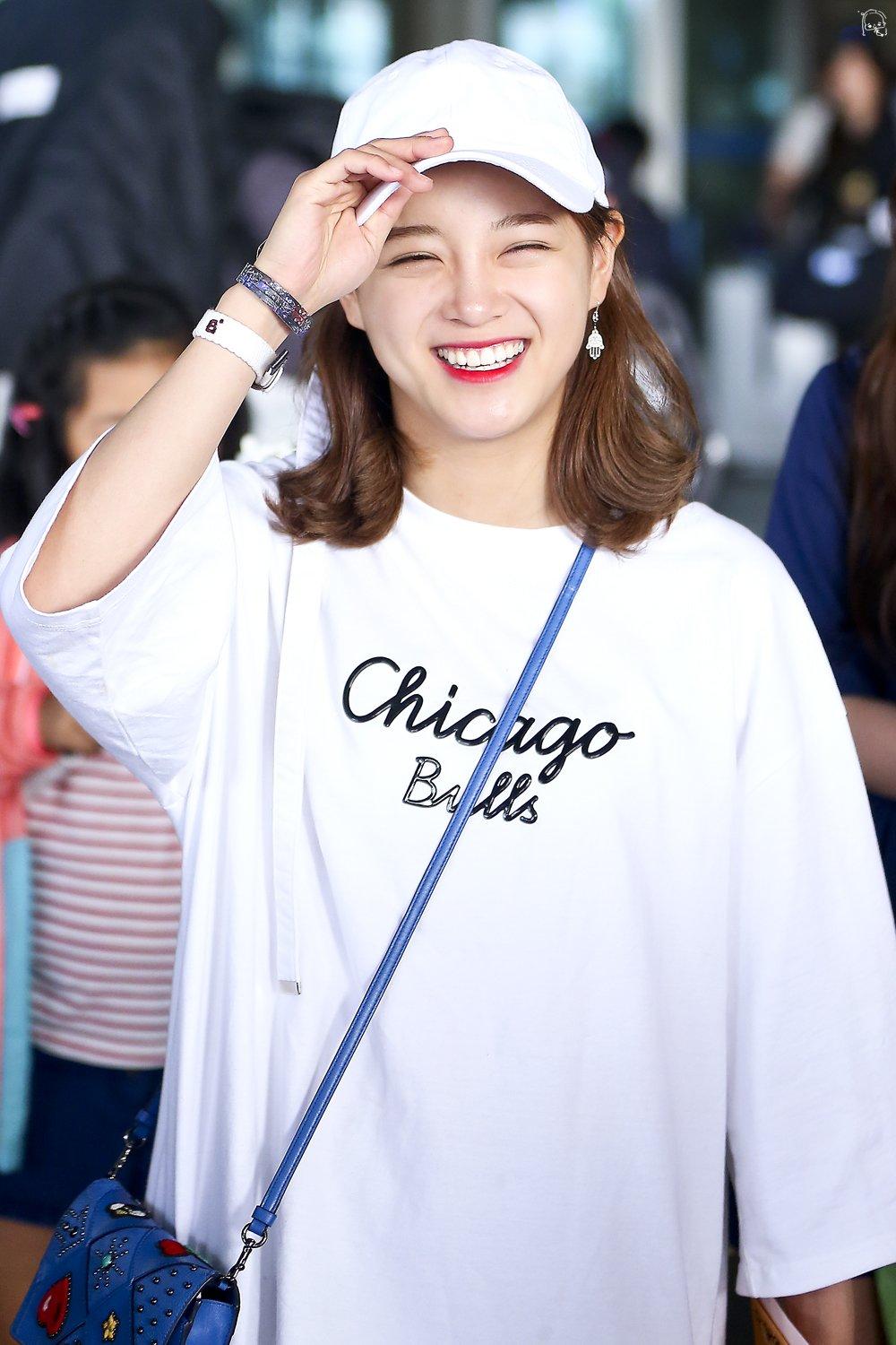 Kim Sejeong Wallpapers - Top Free Kim Sejeong Backgrounds - WallpaperAccess