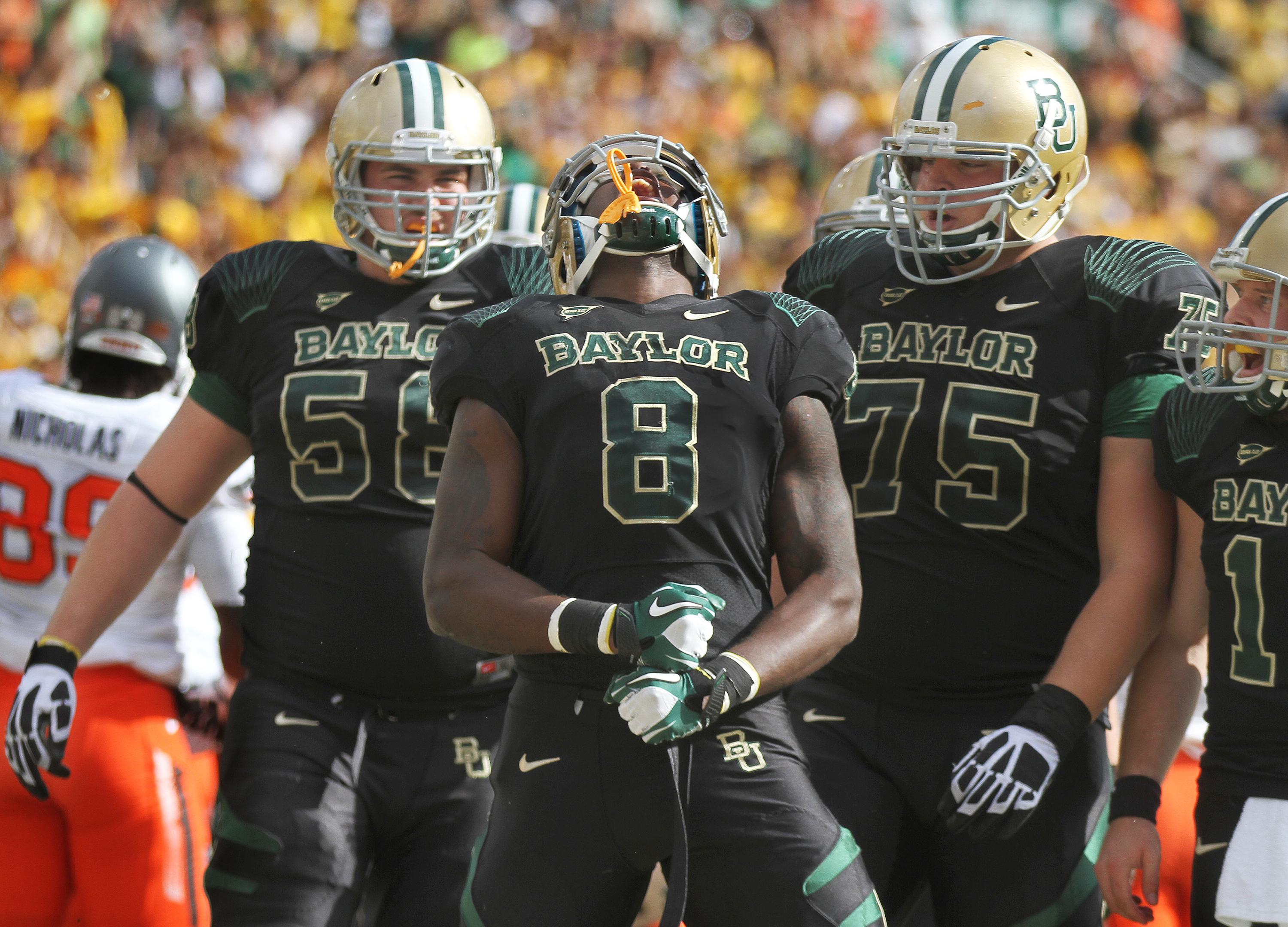 Odd football. Baylor Football. Baylor Football Kaska right. Baylor University. Football free picks.