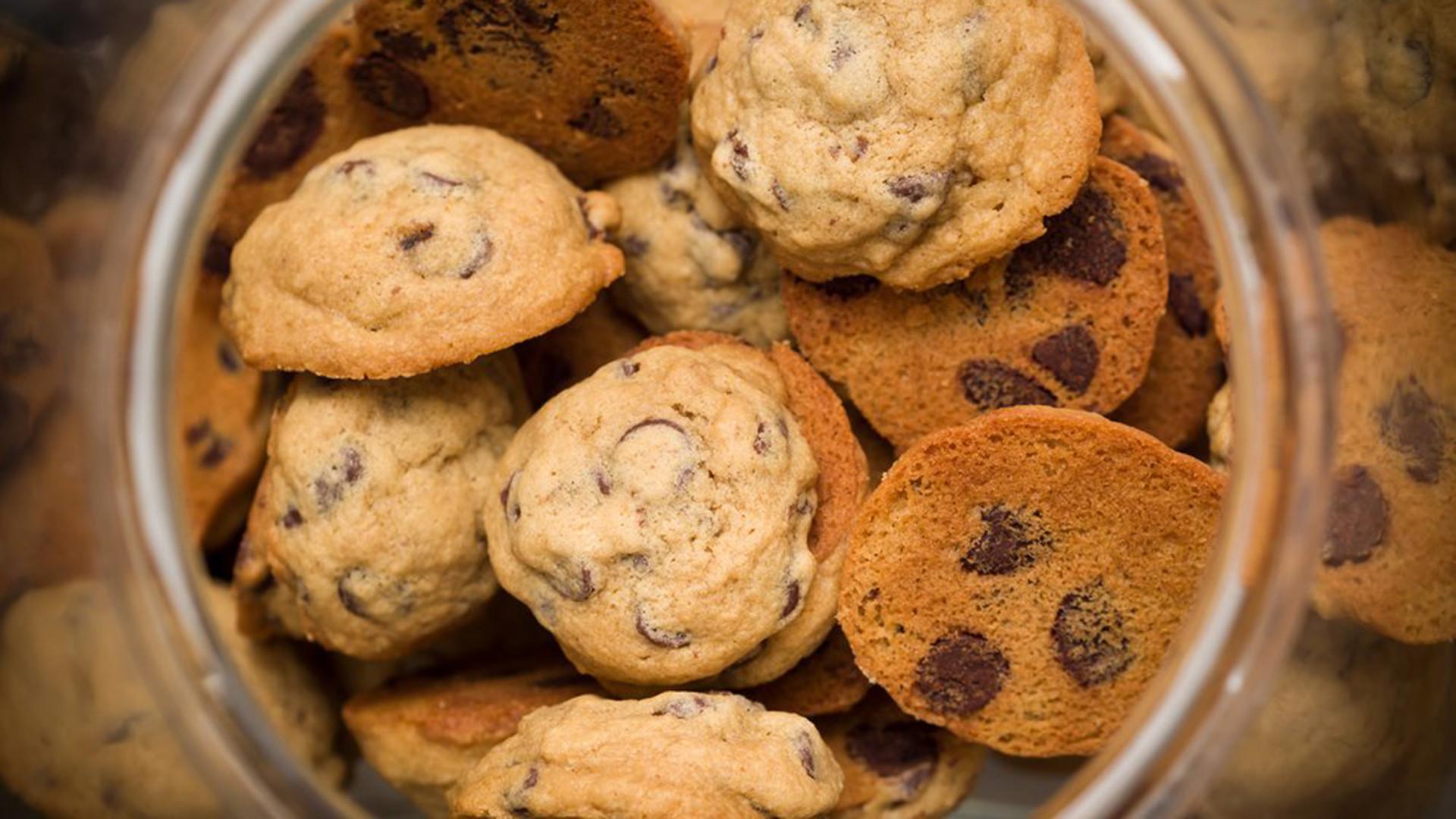 1920x1080 Data Src Widescreen Chocolate Chip Cookie Wallpaper Chip Cookies Stock HD Wallpaper