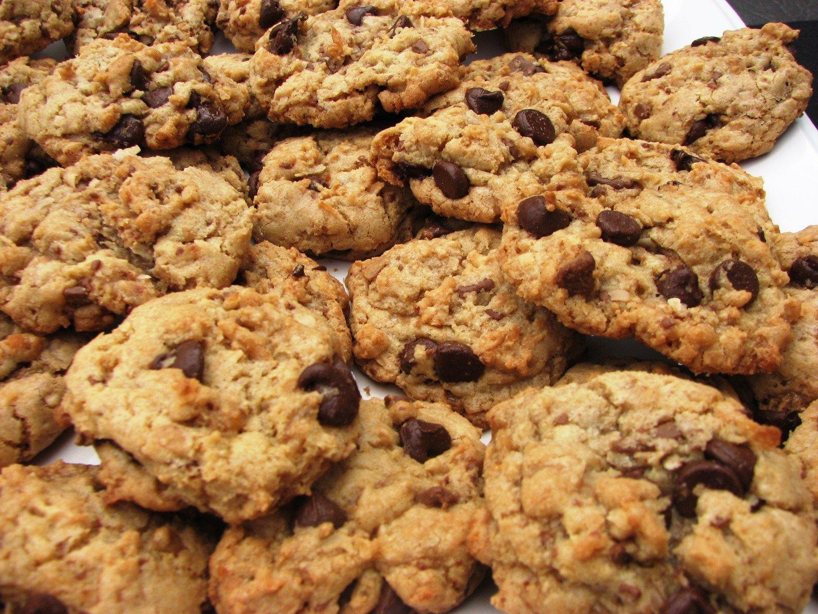 1600x1200 Free download Tasty Chocolate Chip Cookies Wallpaper [1600x1200] for your Desktop, Mobile & Tablet. Explore Chocolate Chip Cookie Wallpaper. Chocolate Chip Cookie Wallpaper, Cookie Wallpaper, Cute Cookie Wallpaper
