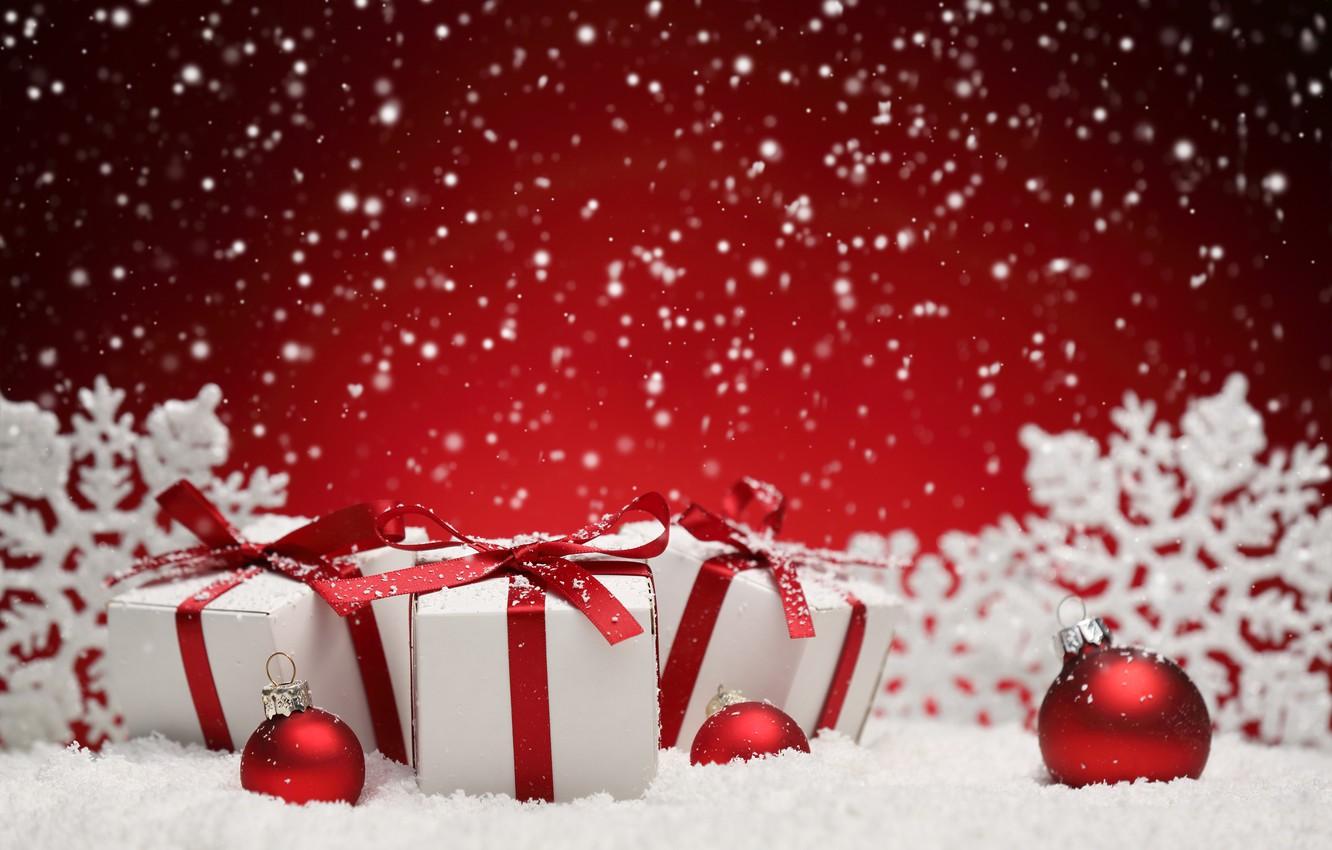 1332x850 Wallpaper balls, snow, snowflakes, balls, New Year, Christmas, gifts, balls, winter, snow, merry christmas, snowflakes, decoration, gifts image for desktop, section новый год