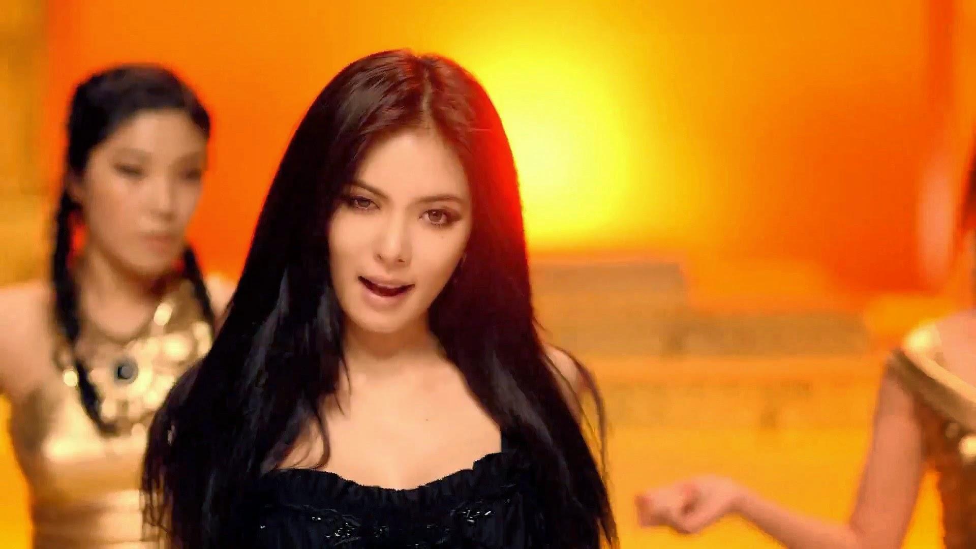 1920x1080 Hyuna Red