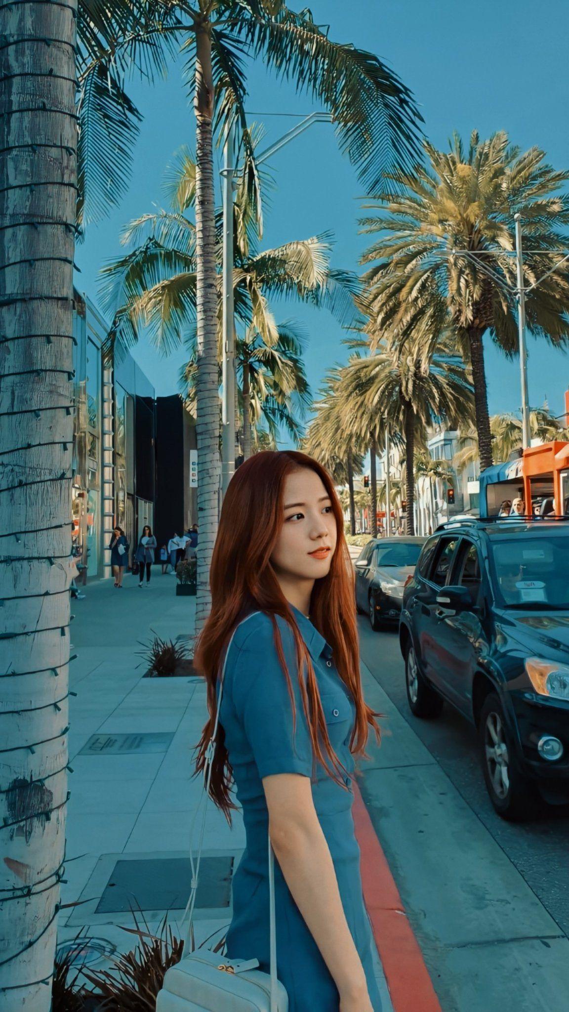 1152x2048 