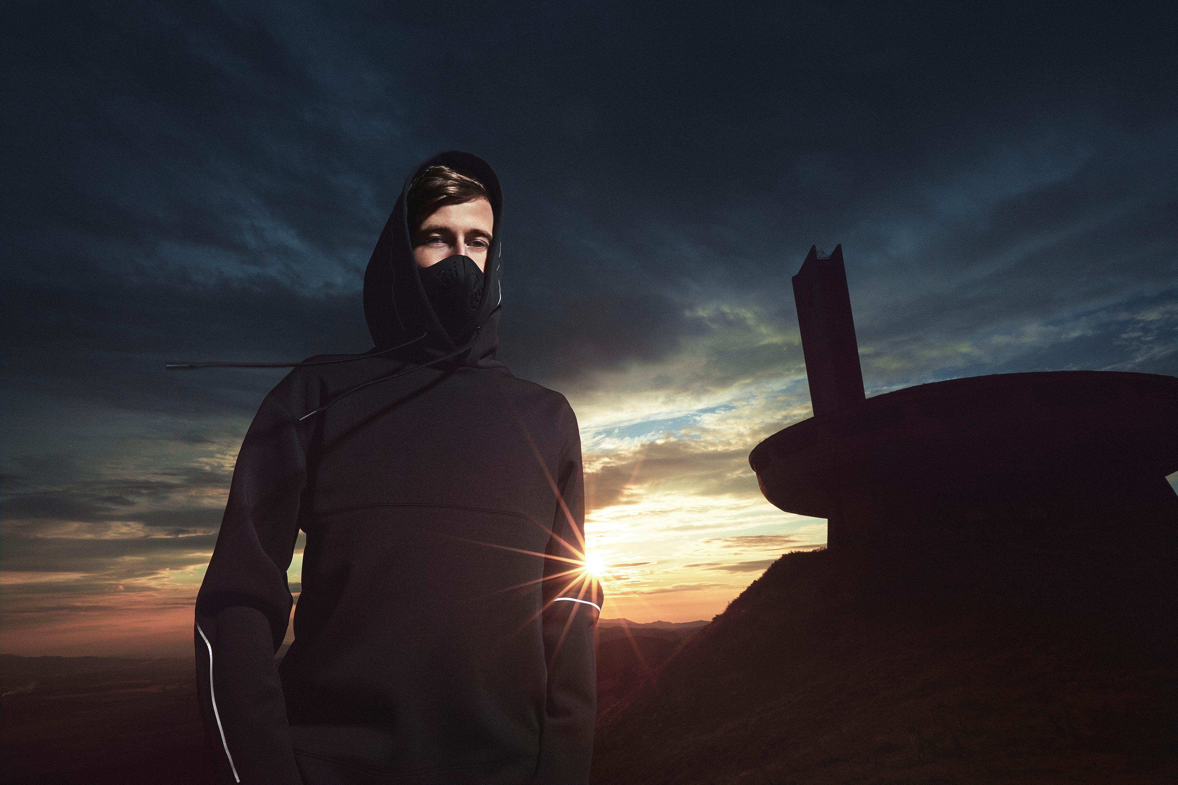 3840x2560 Alan Walker Mobile iPhone Wallpaper