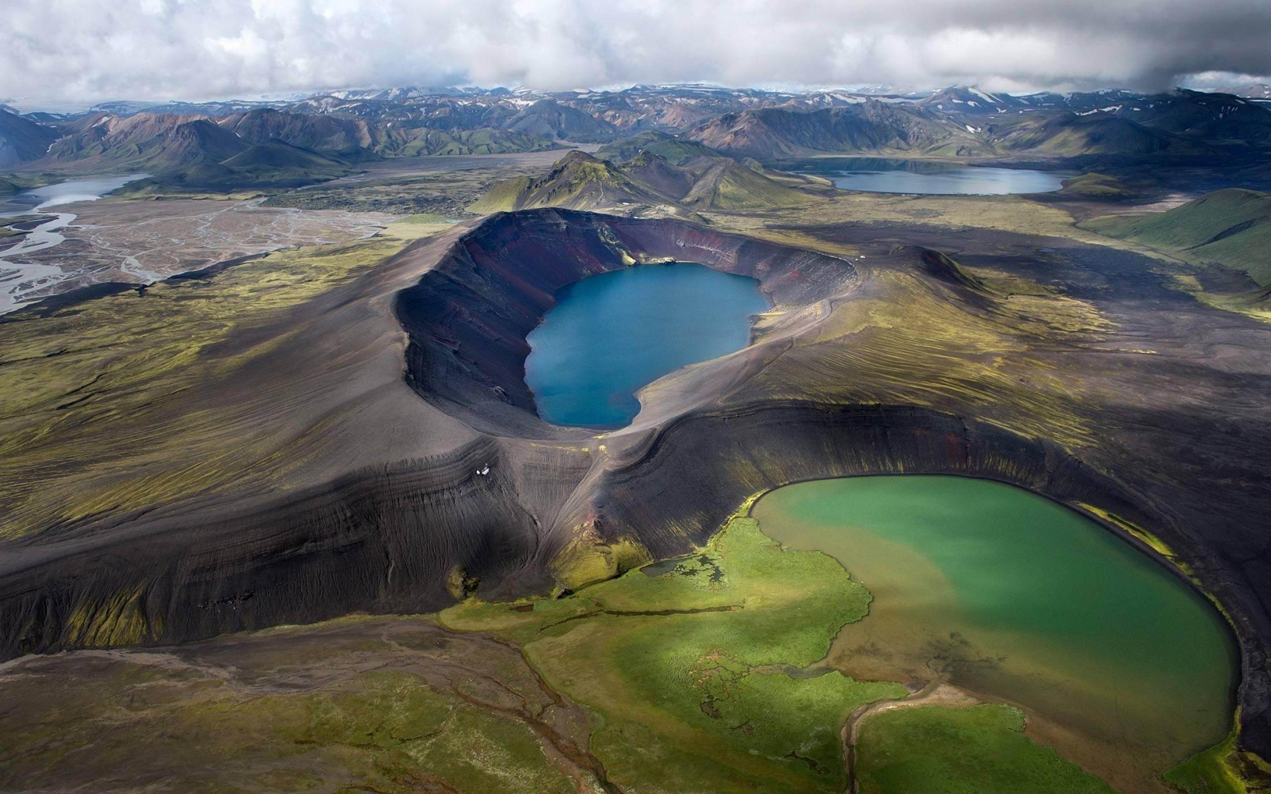 2560x1600 Volcano Iceland Beautiful Landscape Wallpaper