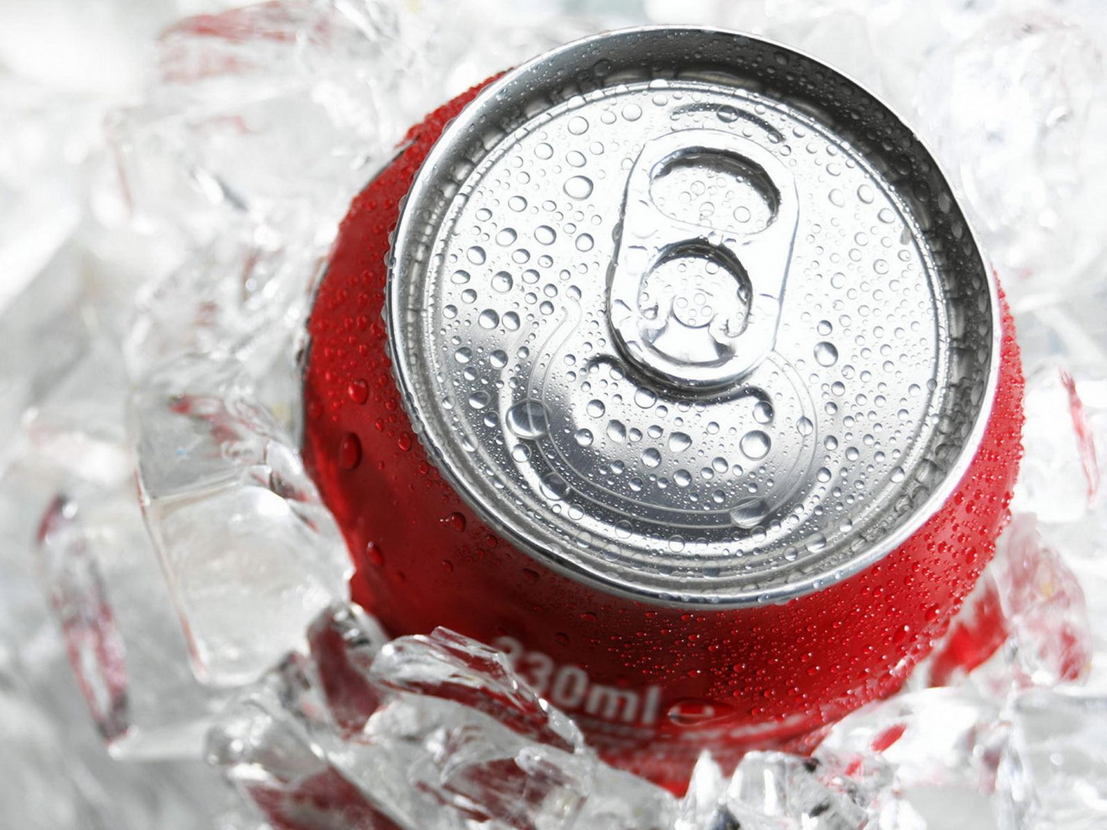1600x1200 Classic Coca Cola Wallpaper