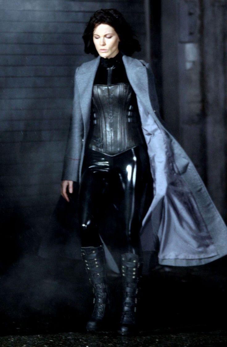 736x1121 underworld. Underworld 4: Awekining 3D HD Poster Wallpaper. Desktop Wallpaper. Kate beckinsale, Underworld movies, Underworld costume