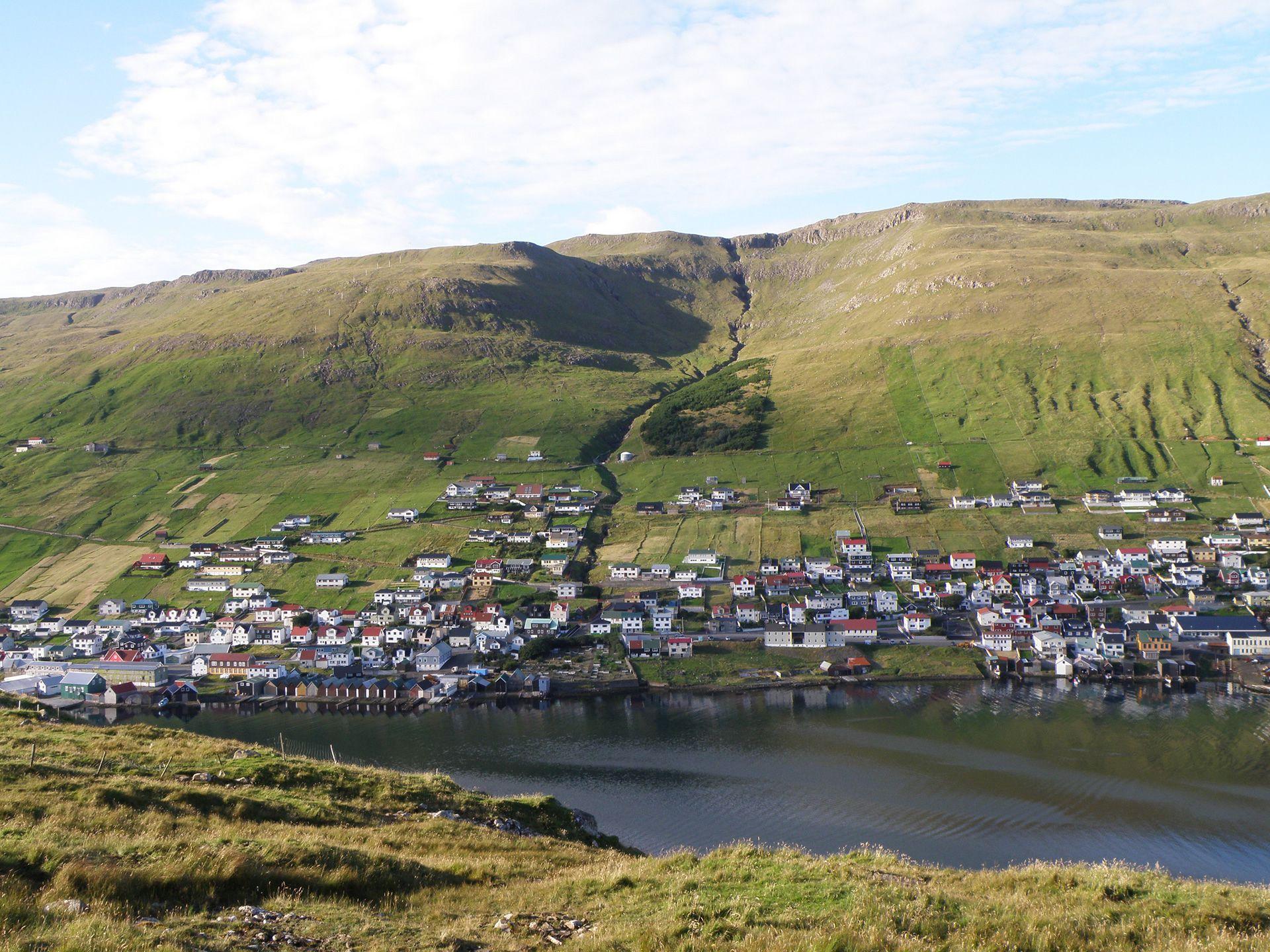 1920x1440 Free download Faroe Islands Wallpaper Image Photo Picture Background [1920x1440] for your Desktop, Mobile & Tablet. Explore Islands Wallpaper. Hawaiian Islands Wallpaper, Exotic Islands Wallpaper, Solomon Islands Wallpaper