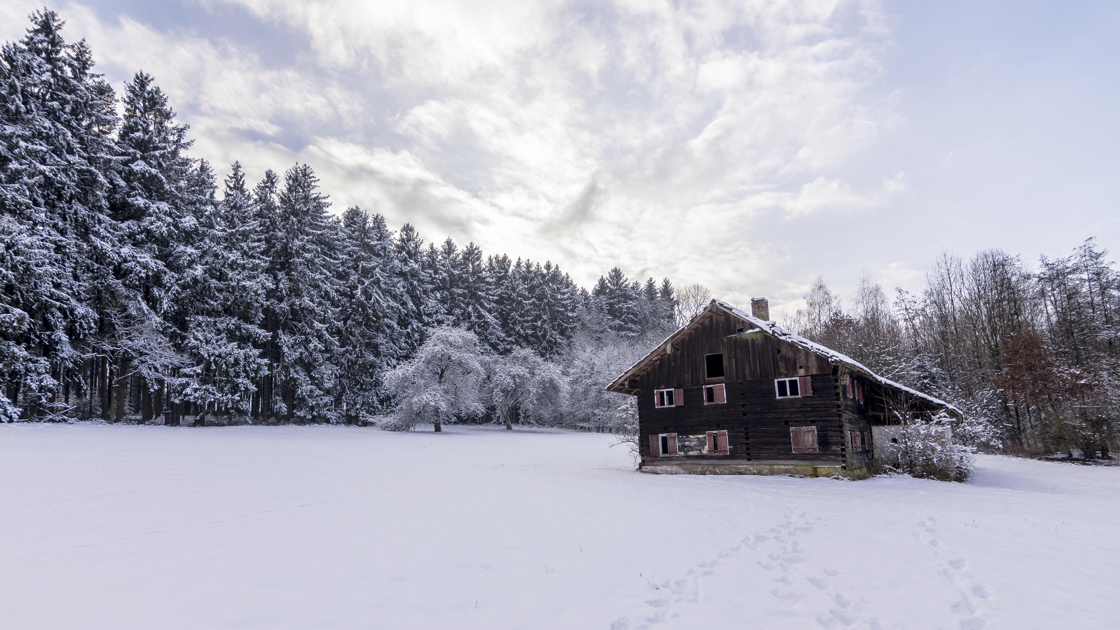 3840x2160 4K Cabin in the Snow Wallpaper x 2160