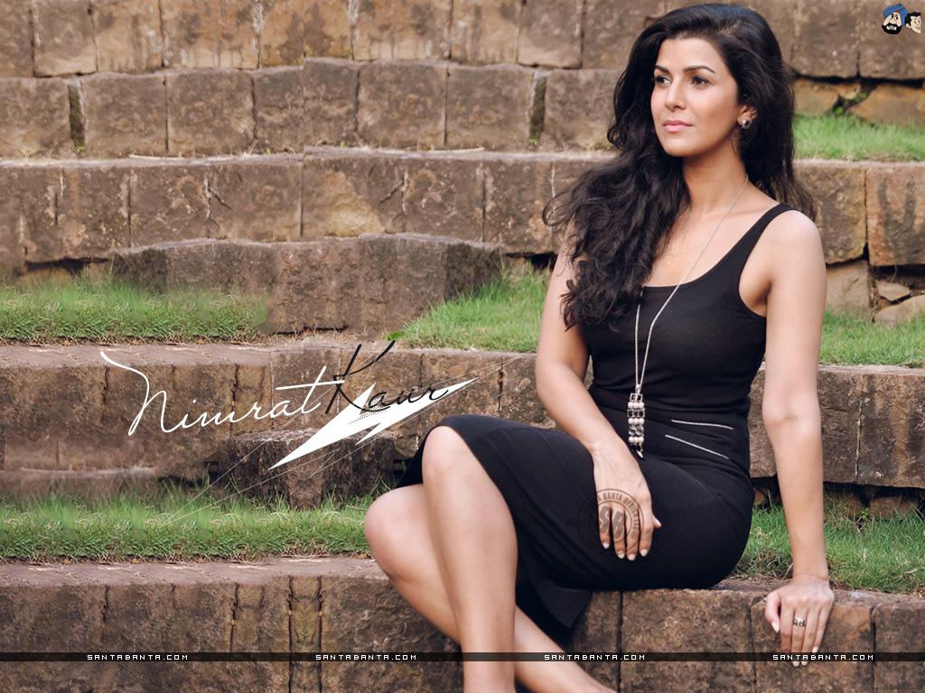 1024x768 Hot Bollywood Heroines & Actresses HD Wallpaper I Indian Models, Girls Image & Photo