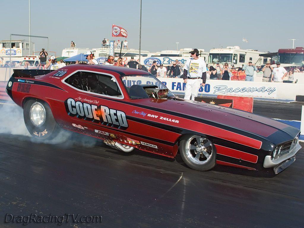 1024x768 Funny Cars Wallpaper