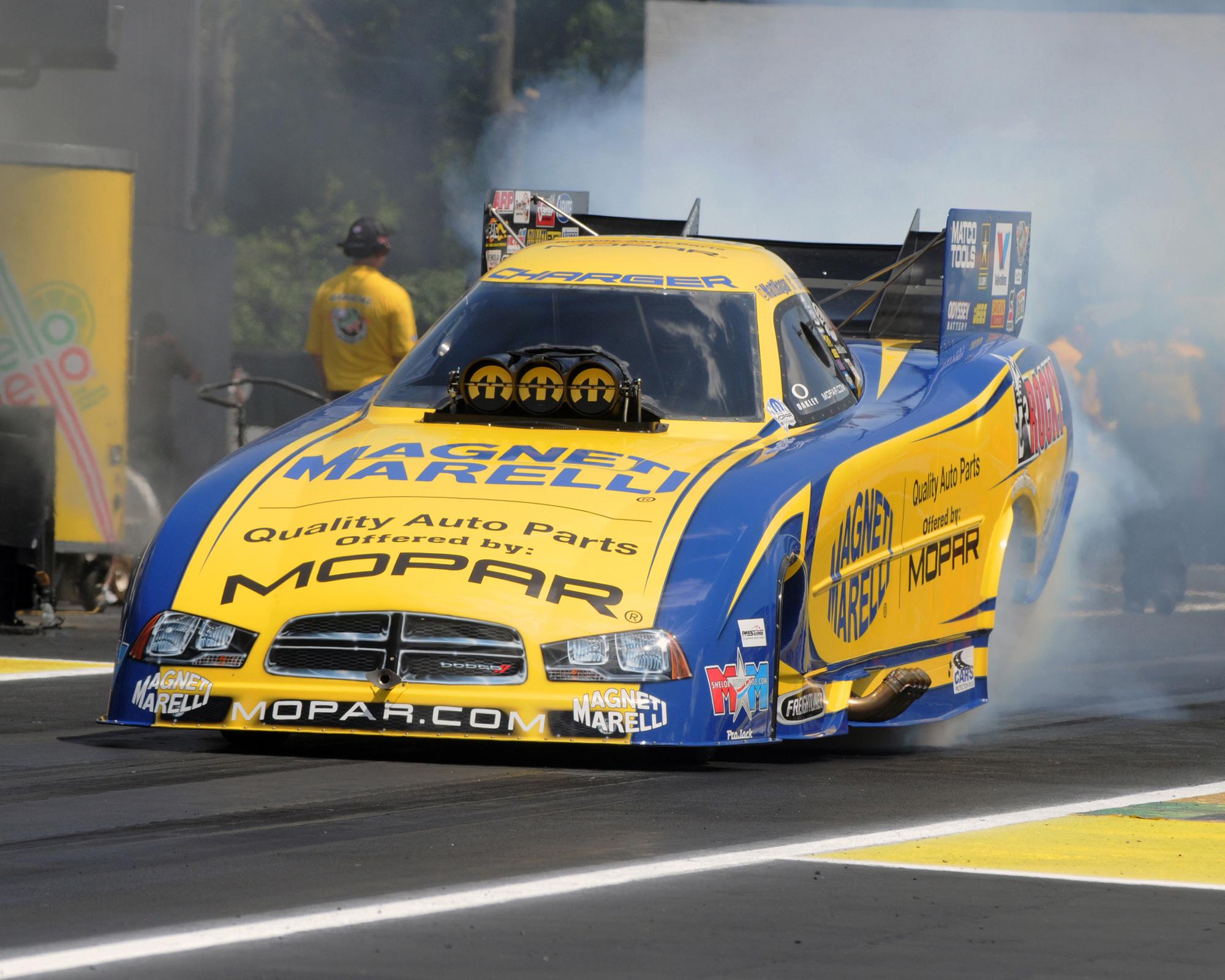 2000x1600 Funny Car HD Wallpaper
