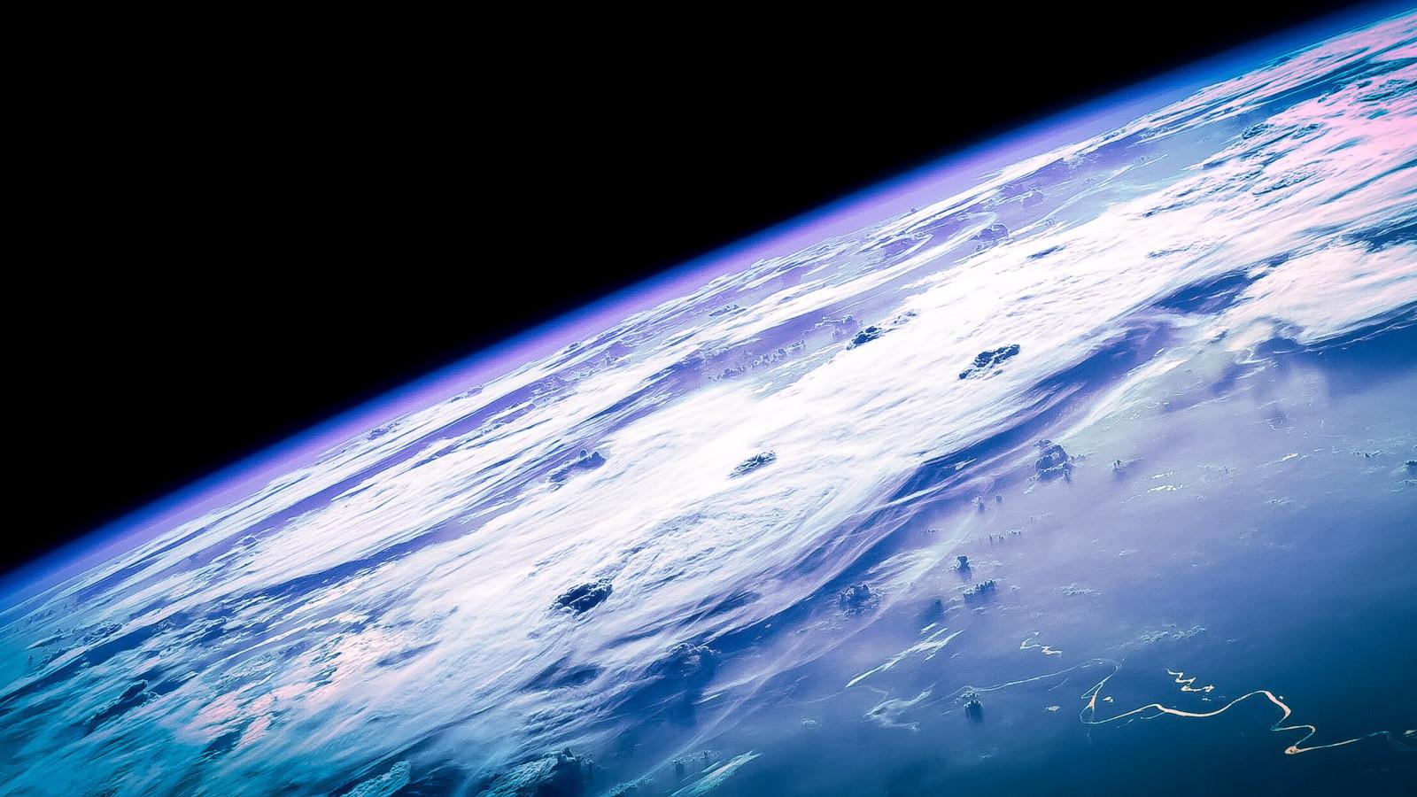 1600x900 Download wallpaper: macOS X Earth Horizon 1600x900