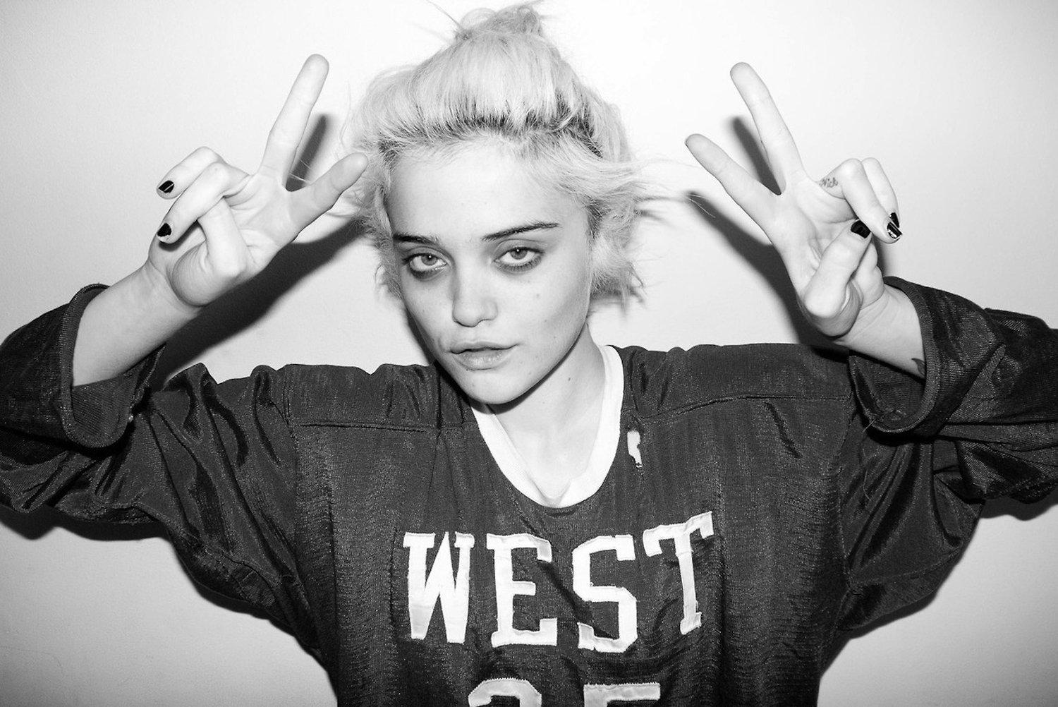 Sky Ferreira Wallpapers Top Free Sky Ferreira Backgrounds