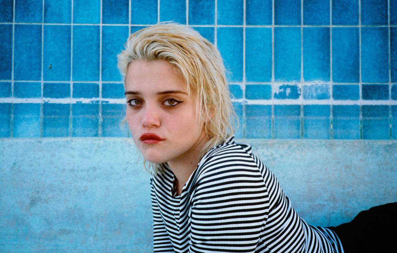 1332x850 Wallpaper album, photohoot, Sky Ferreira, Night Time, My Time image for desktop, section музыка