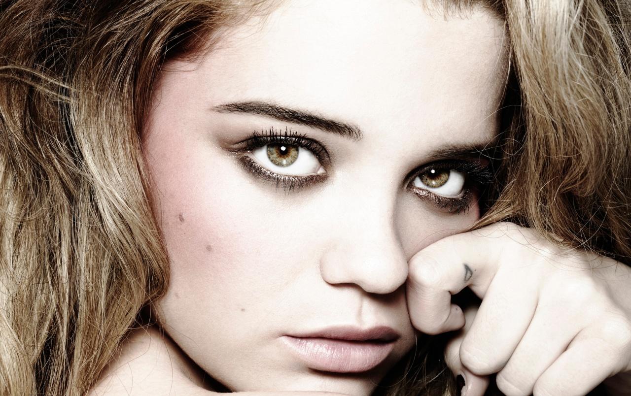 1280x804 Sky Ferreira Close Up Wallpaper. Sky Ferreira Close Up