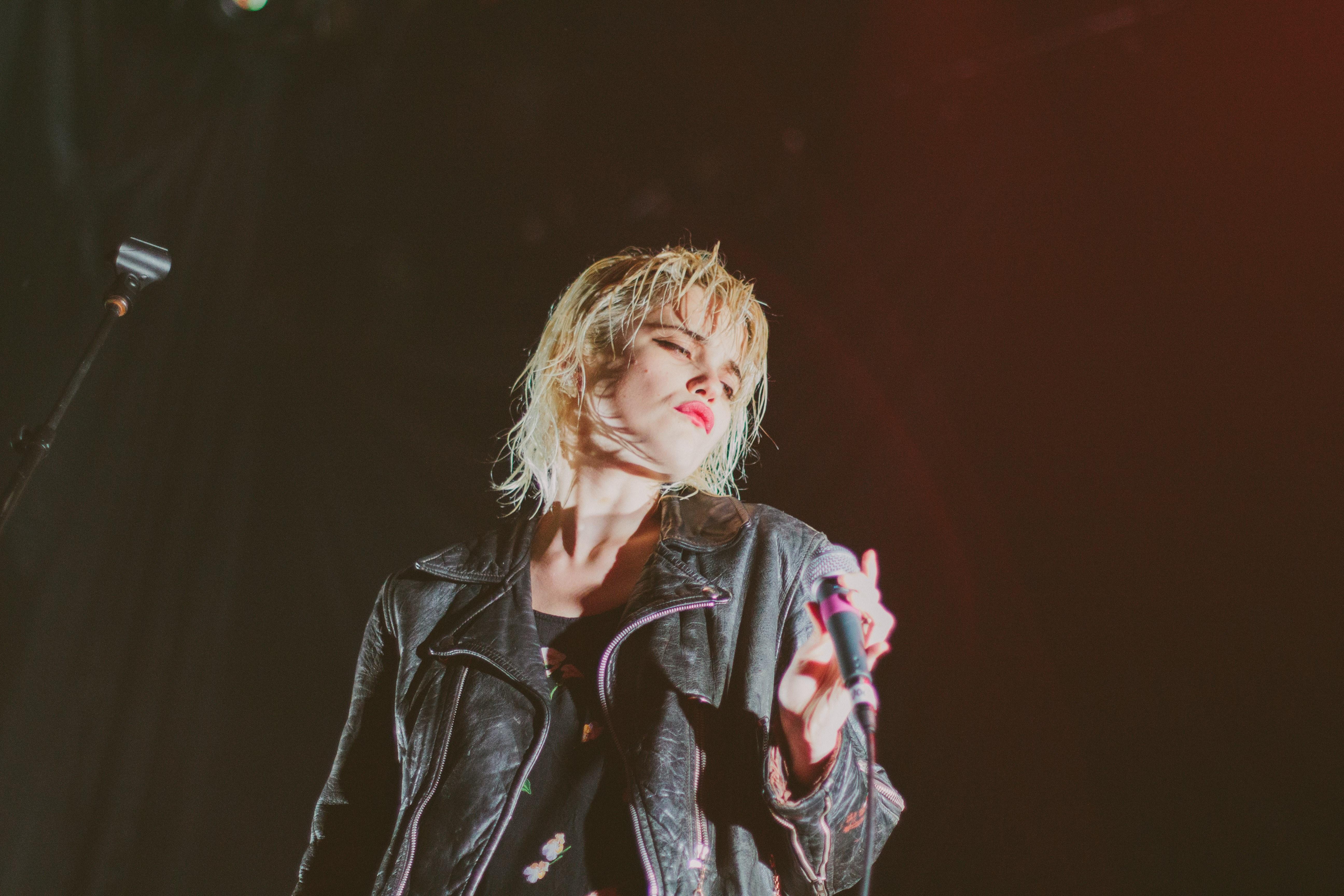 5184x3456 sky ferreira HD wallpaper, background