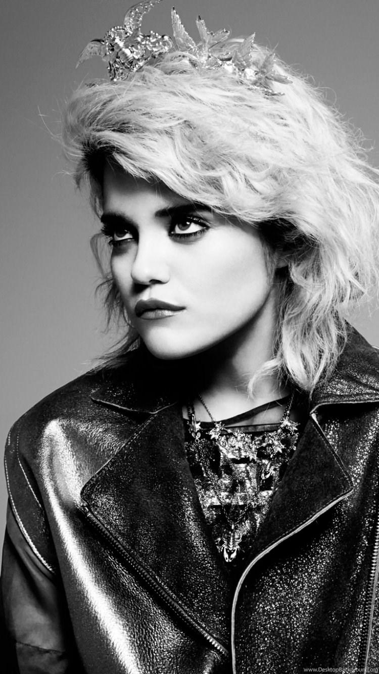 750x1334 Download Wallpaper 750x1334 Sky Ferreira, Singer, Dazed & Confused. Desktop Background