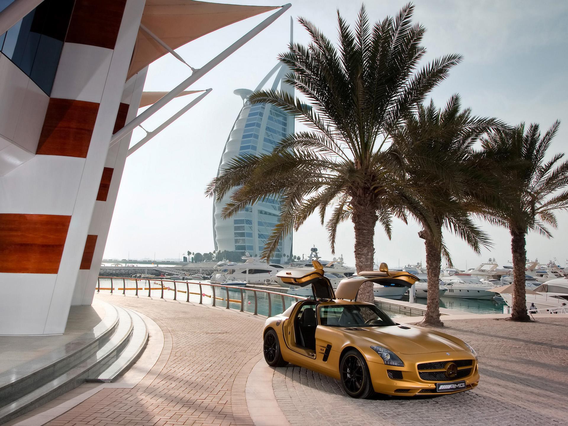 1920x1440 Mercedes Benz SLS AMG Wallpaper