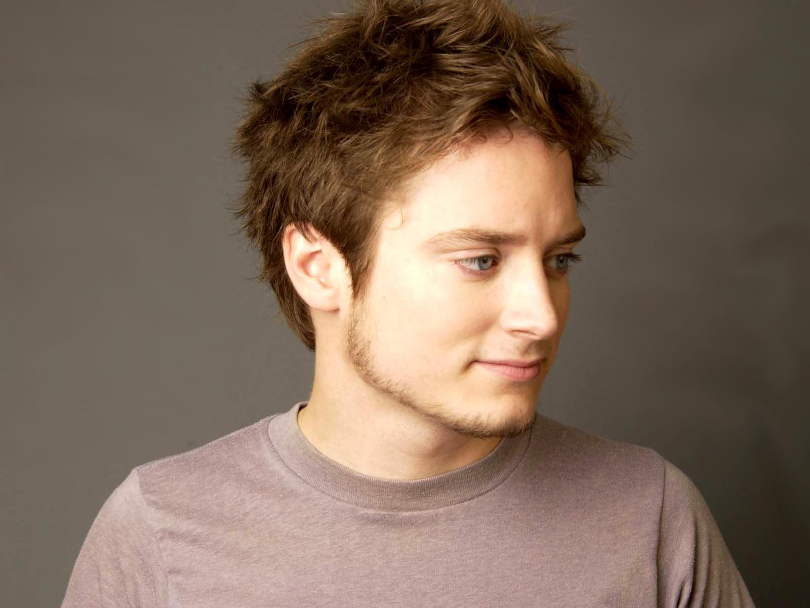 1600x1200 Elijah Wood Photo