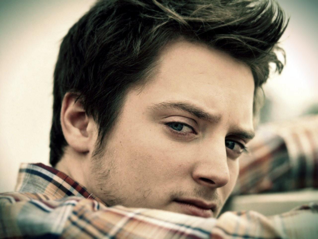 1280x960 Elijah Wood wallpaperx960