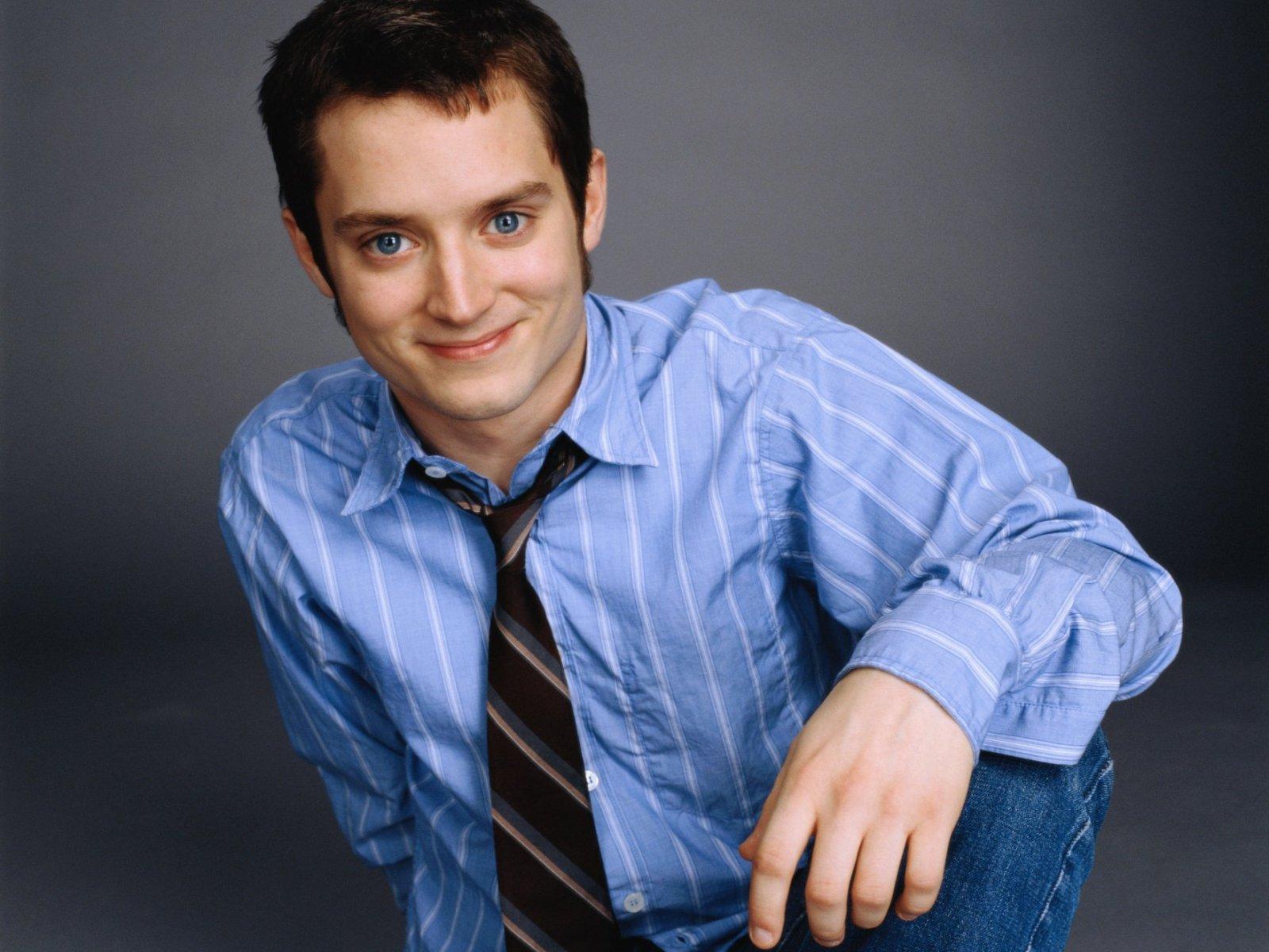 Elijah Wood Wallpapers - Top Free Elijah Wood Backgrounds - WallpaperAccess