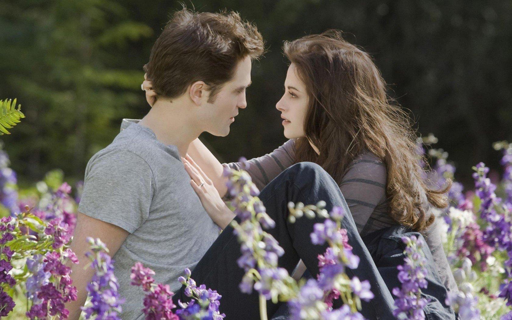 1680x1050 twilight, Edward, Bella, Robert, Pattinson, Flowers, Kristen, Stewart, Meadow, Love, Pair, Romance Wallpaper HD / Desktop and Mobile Background