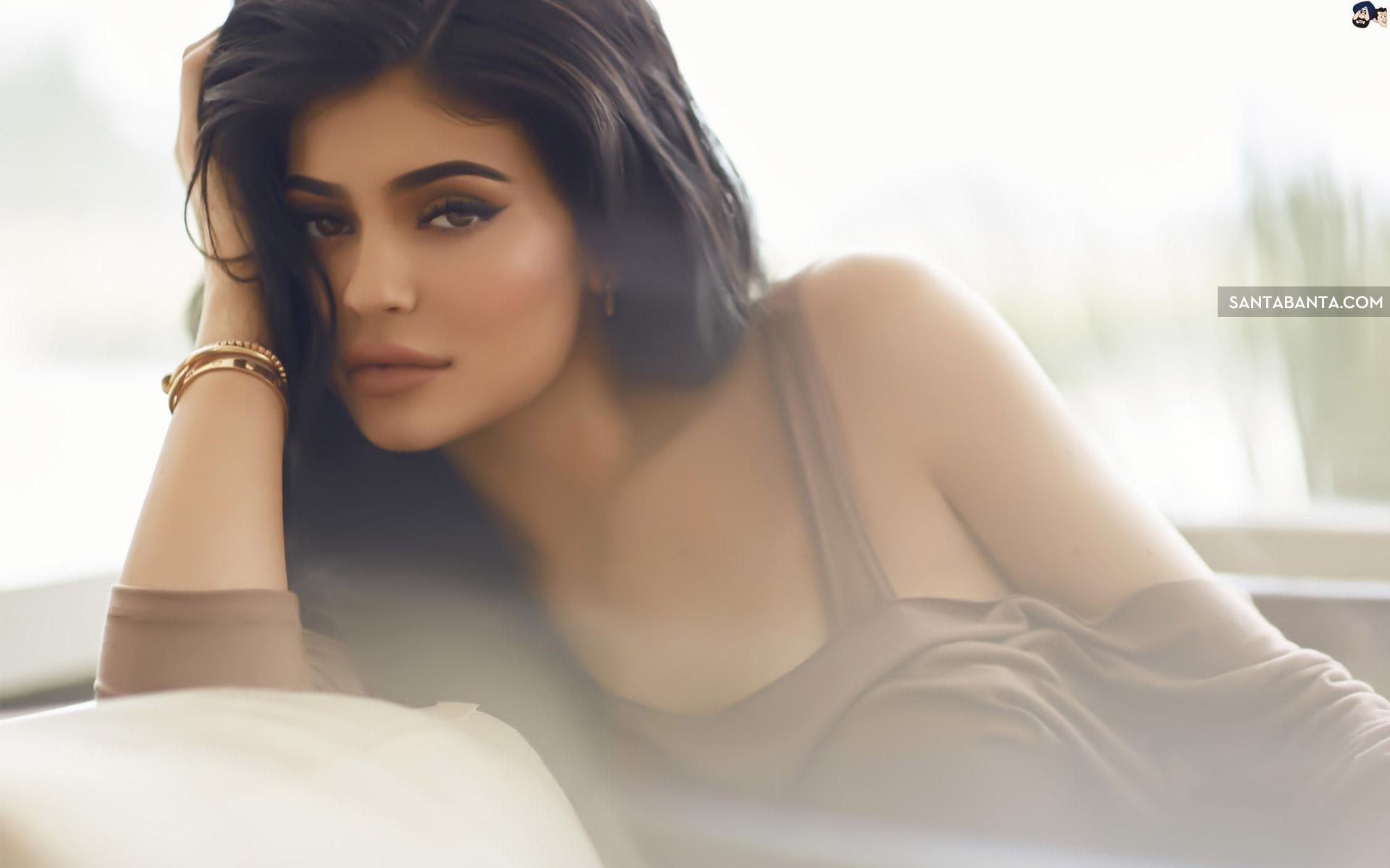 1920x1200 Kylie Jenner