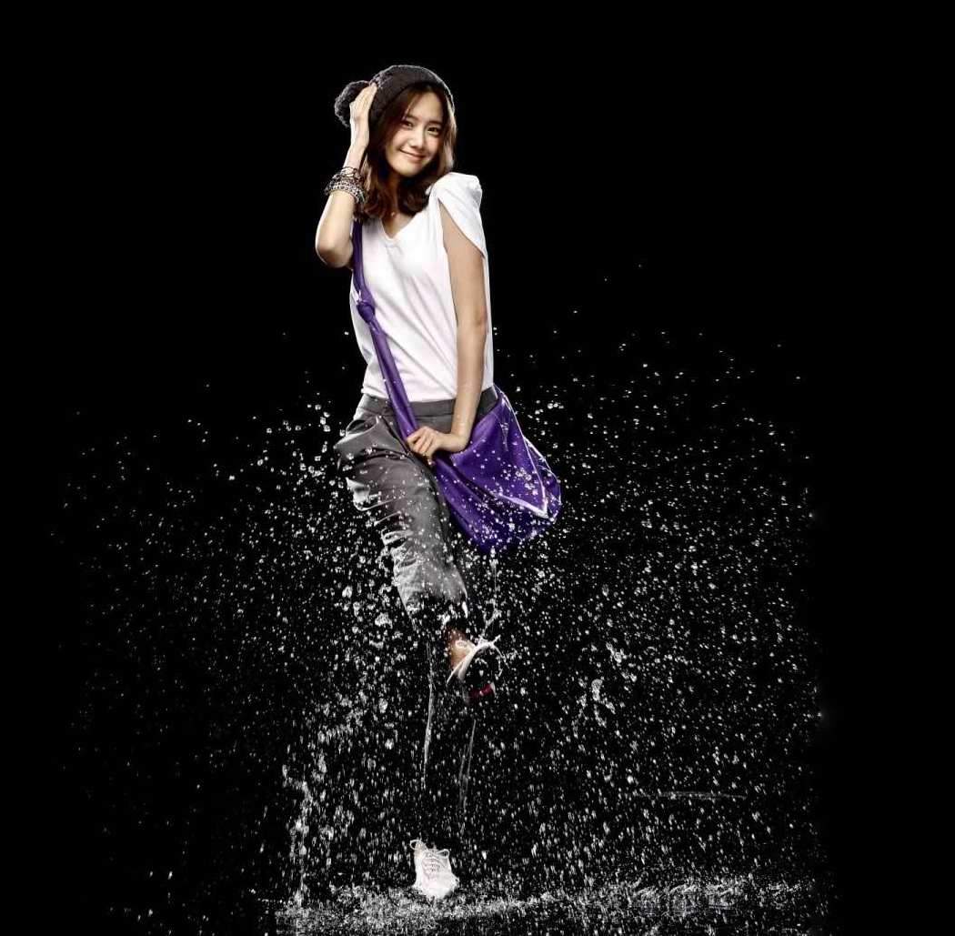 1050x1029 Girl in Rain Profile DP for Whatsapp and Facebook