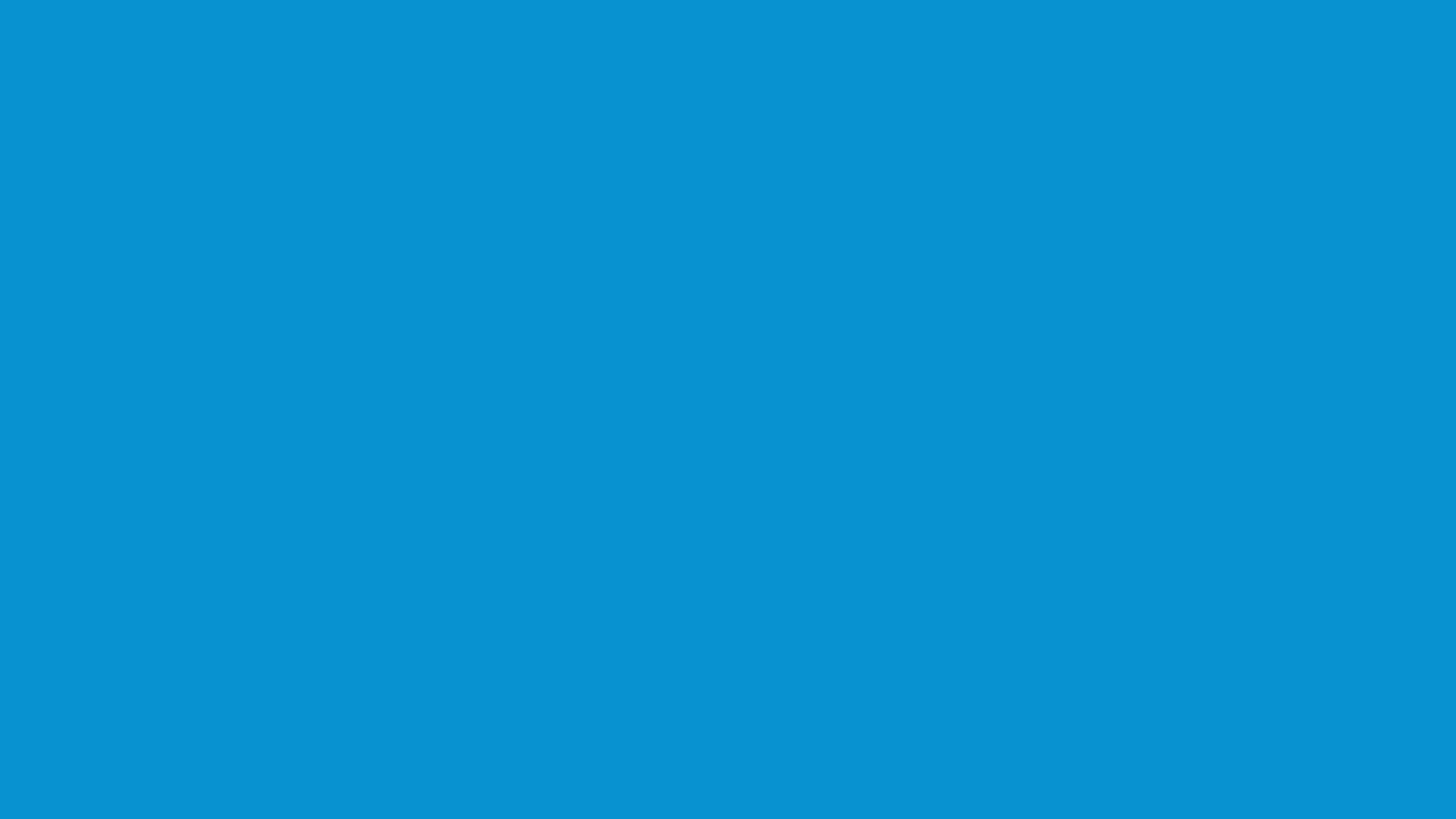 2560x1440 Rich Electric Blue Solid Color Background