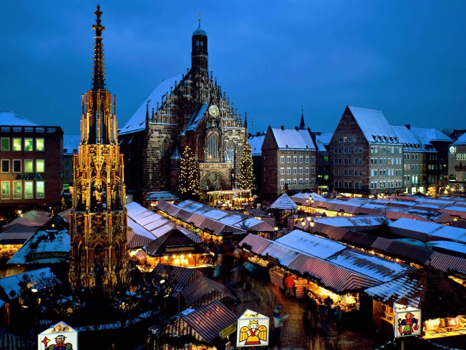 1600x1200 Christkindl Market Nuremberg Bavaria Germany Winter Desktop Background