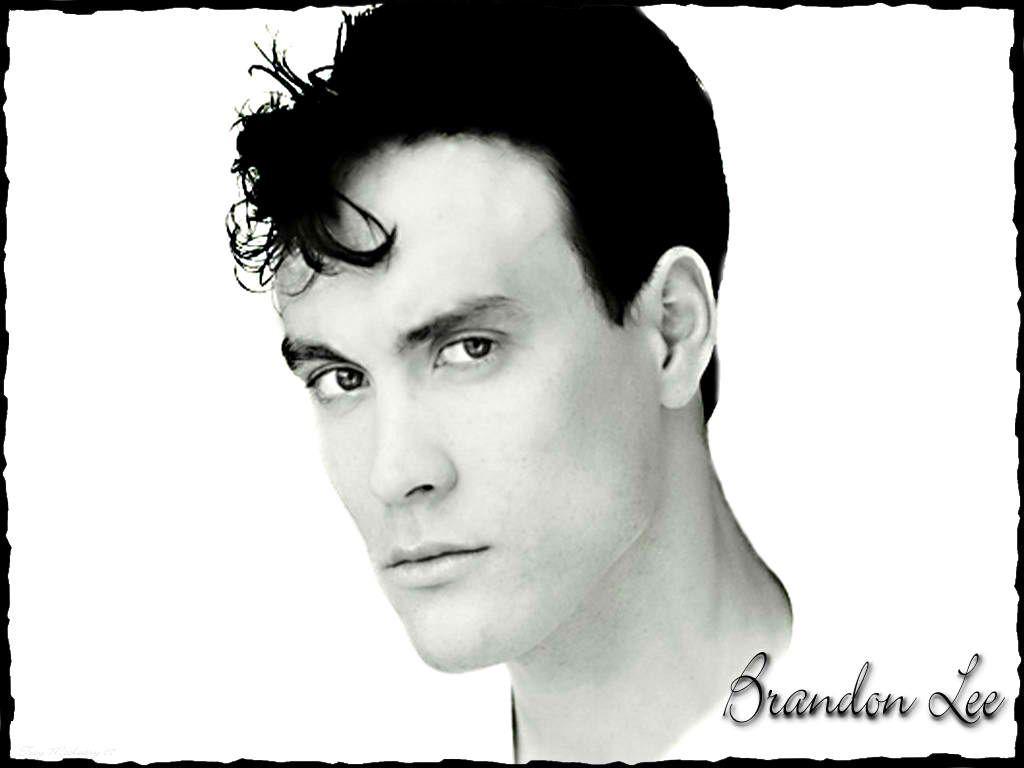 1024x768 brandon and bruce lee