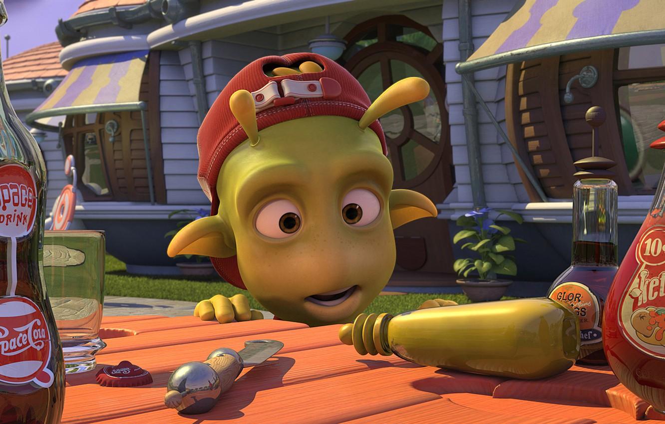 1332x850 Wallpaper glass, house, table, fiction, cartoon, the situation, baby, alien, yard, knife, Cola, Comedy, children's, planet multfilm, green man image for desktop, section фантастика