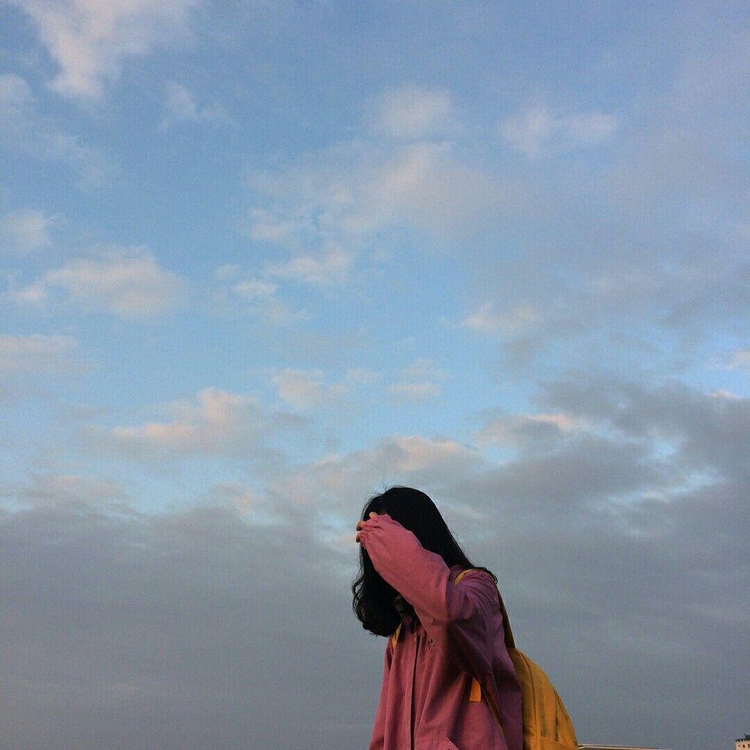 1080x1080 Korean Aesthetic Girl Wallpaper